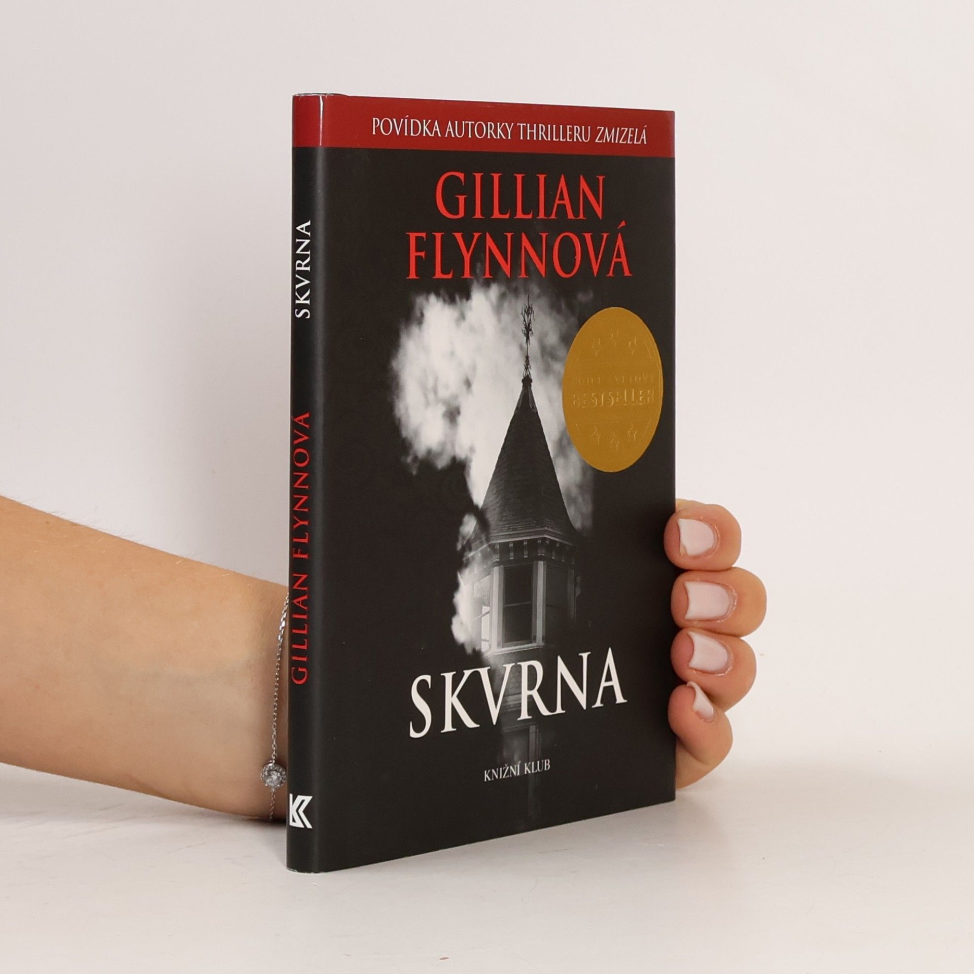 Gillian Flynn Skvrna