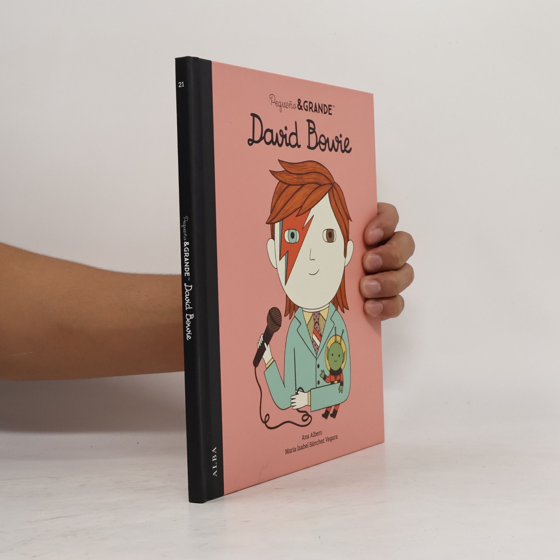 Ana Albero Vázquez Pequeño & Grande - 21: David Bowie