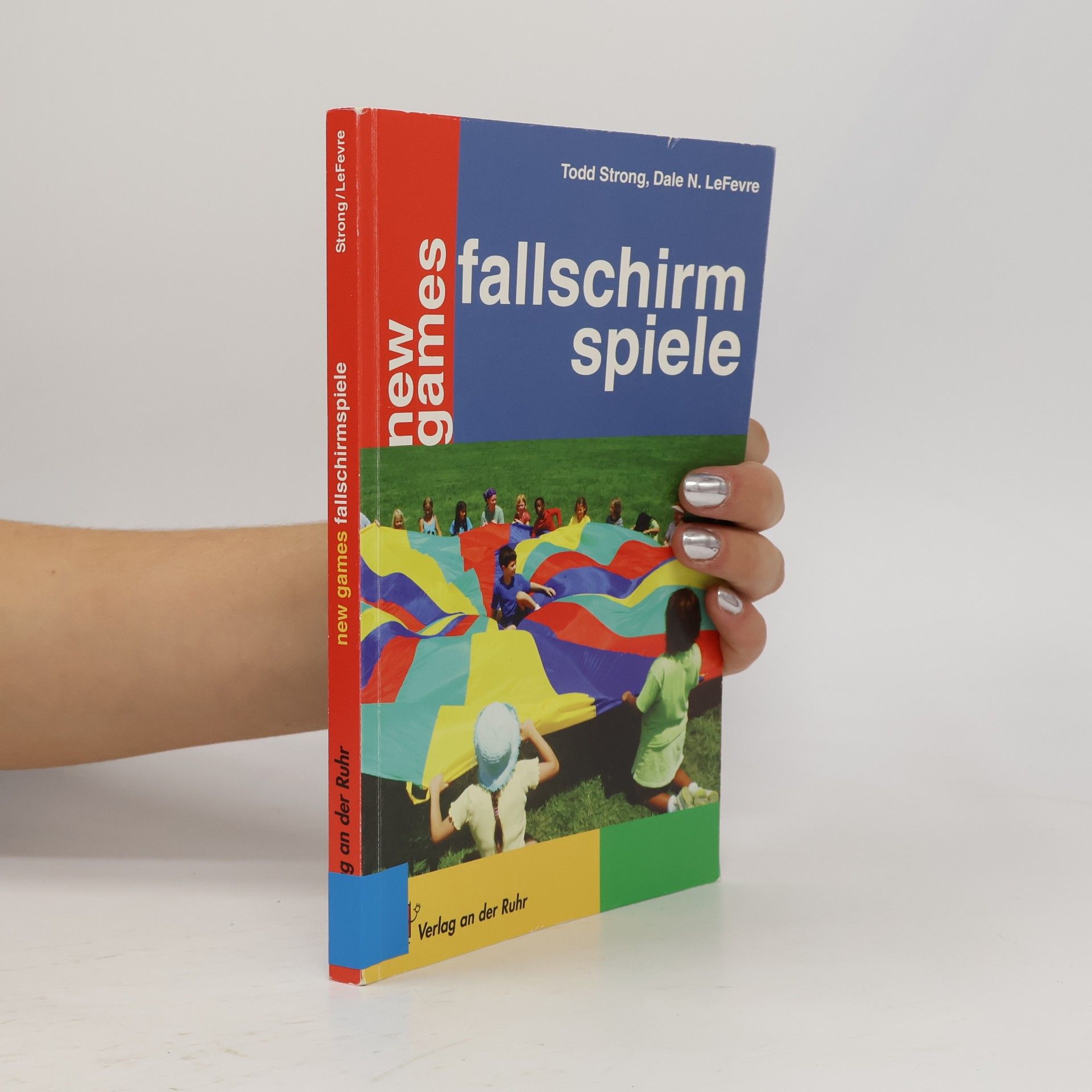 Dale N. LeFevre New Games, Fallschirmspiele