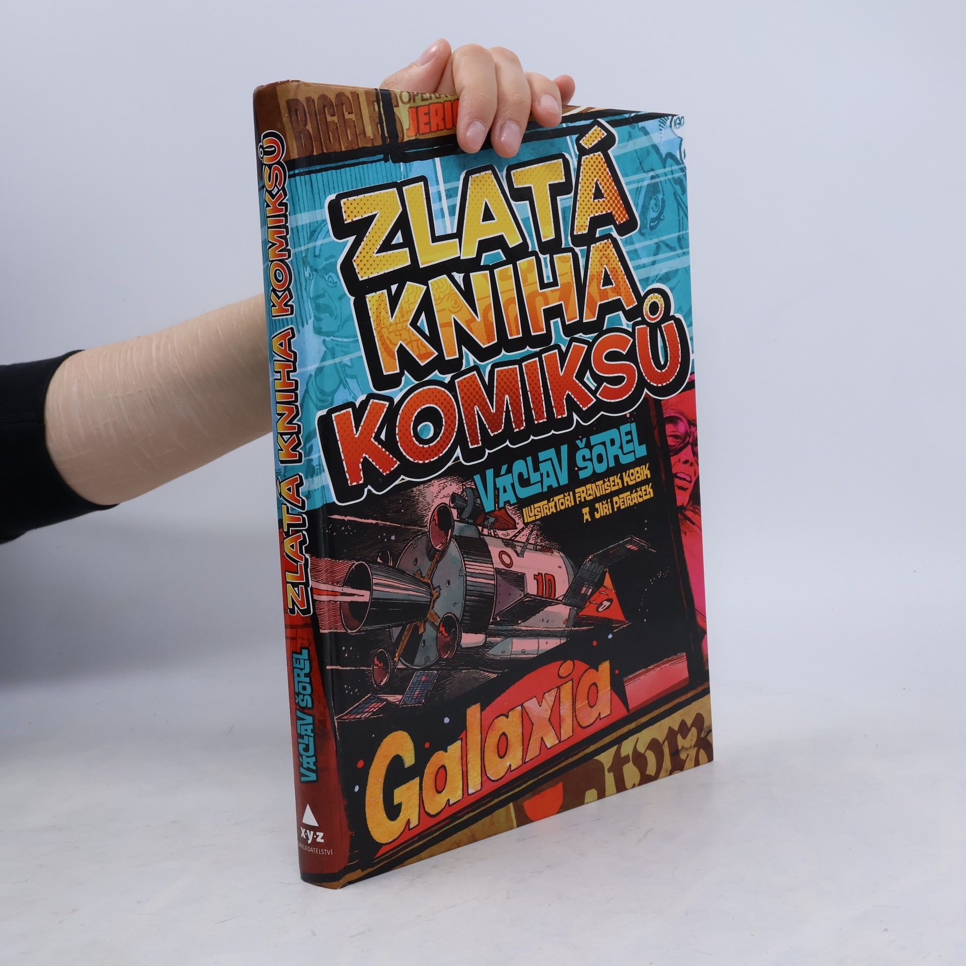 Zlatá kniha komiksů