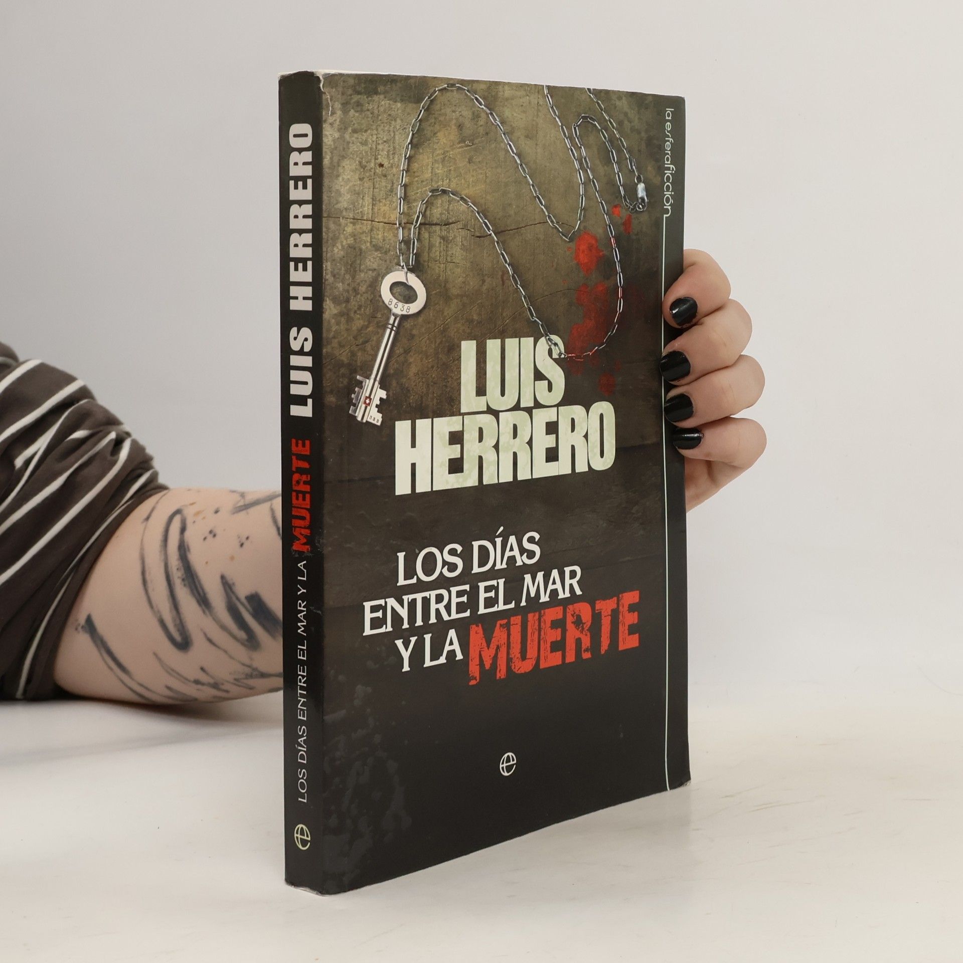 Los días entre el mar y la muerte