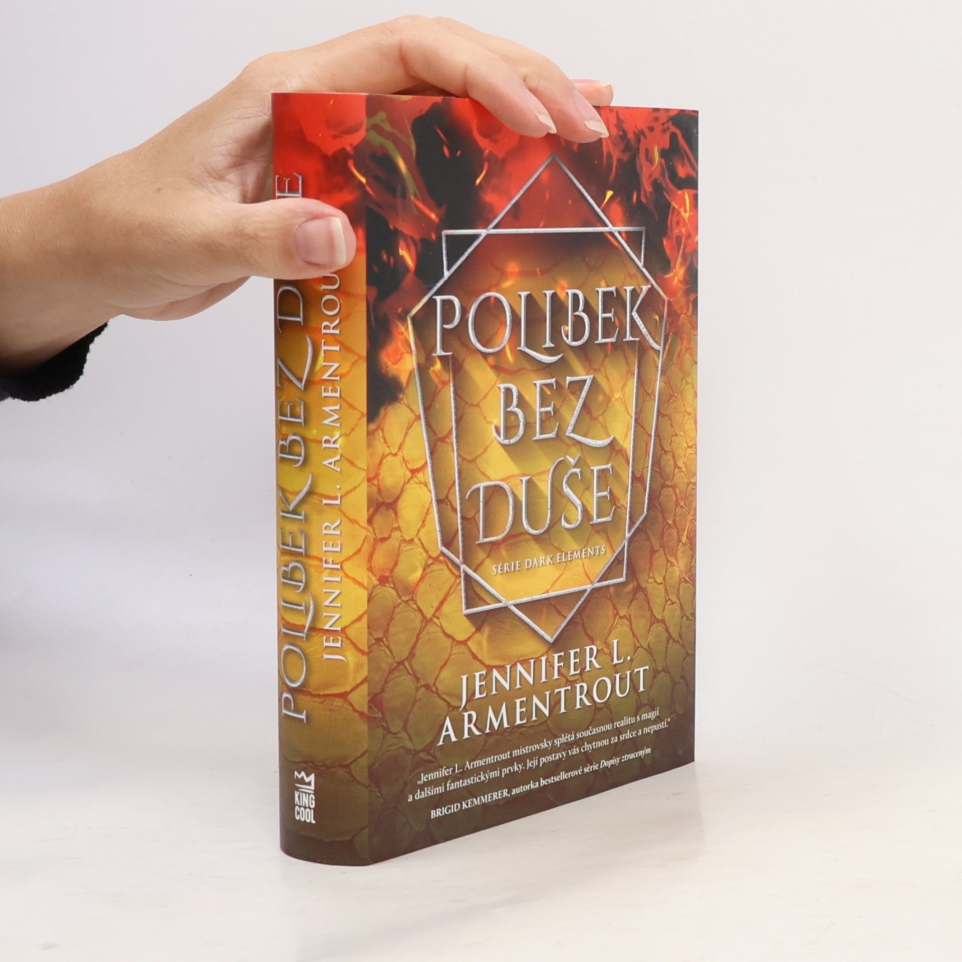 Jennifer Armentrout Polibek bez duše