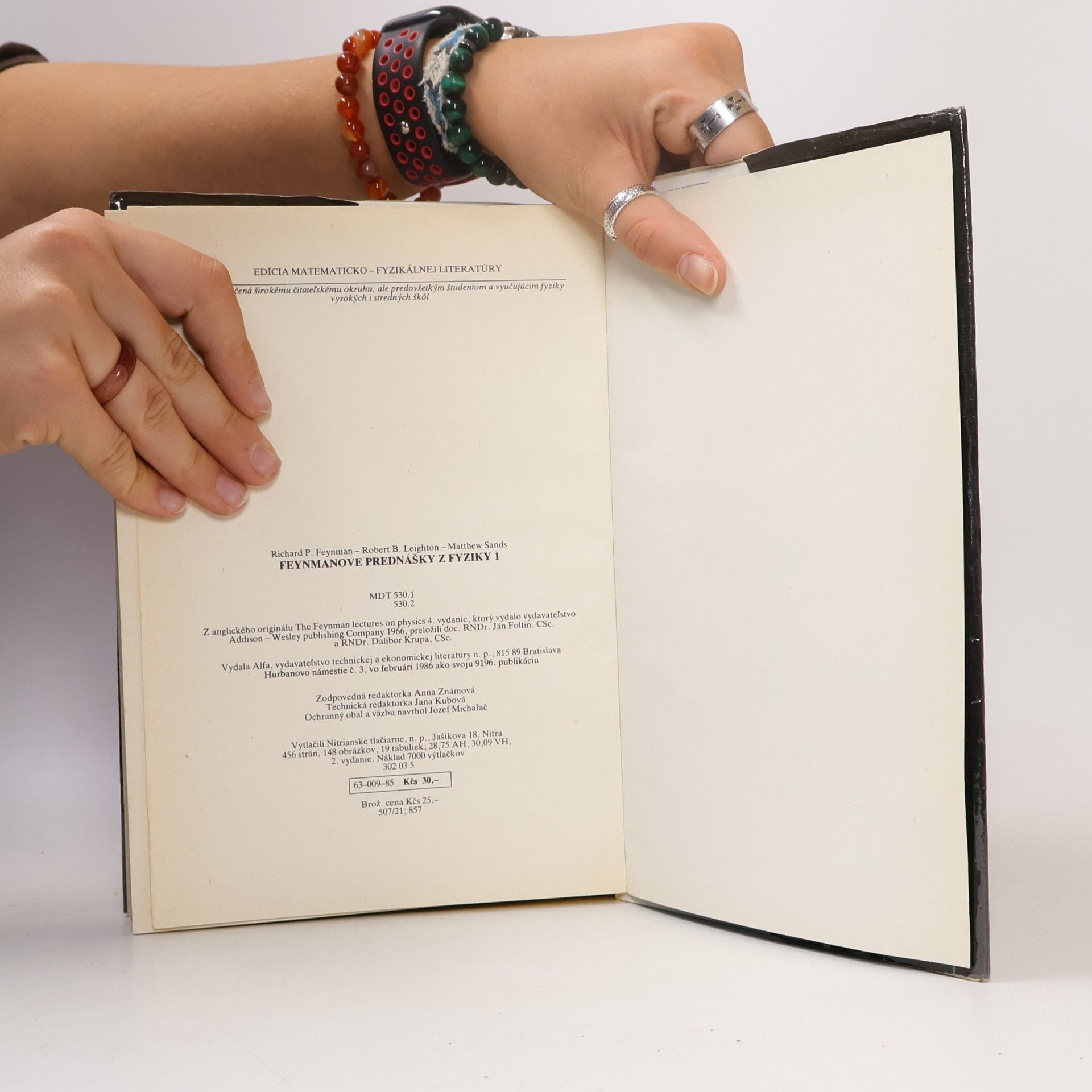 Various authors Feynmanove prednášky z fyziky 1