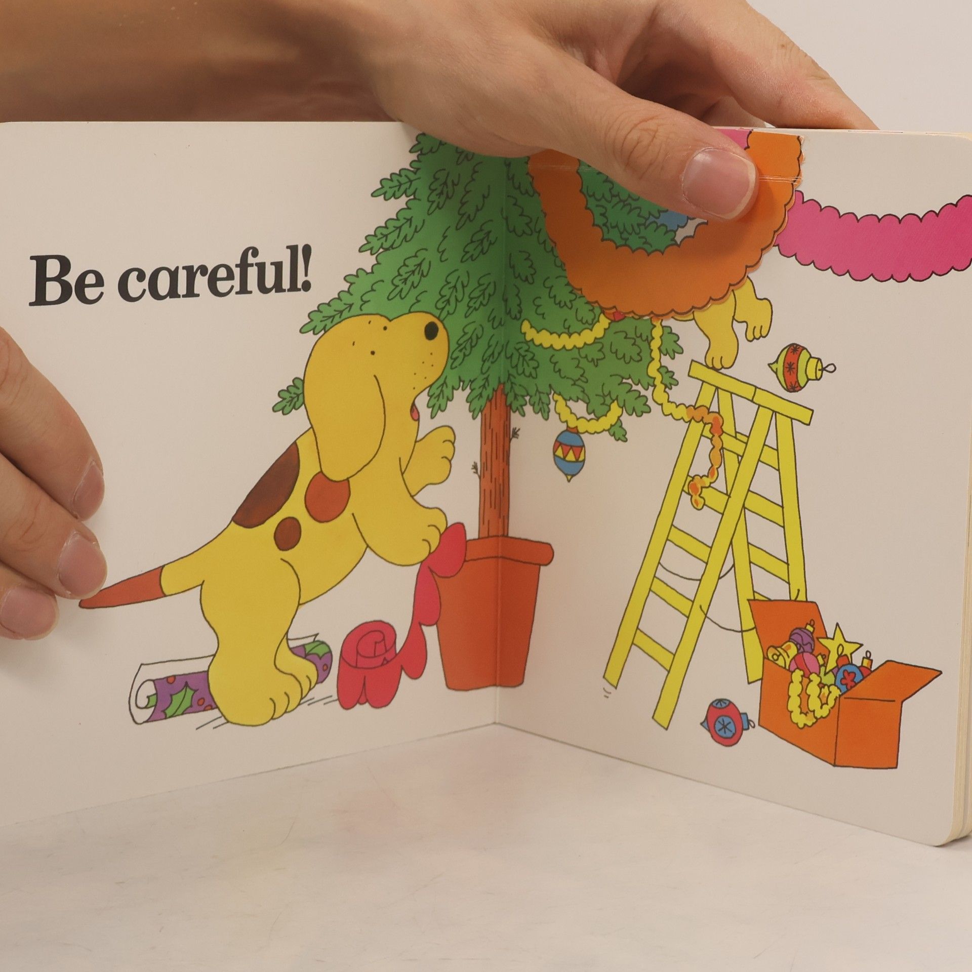 Eric Hill Spot Flap Books: Spot's First Christmas