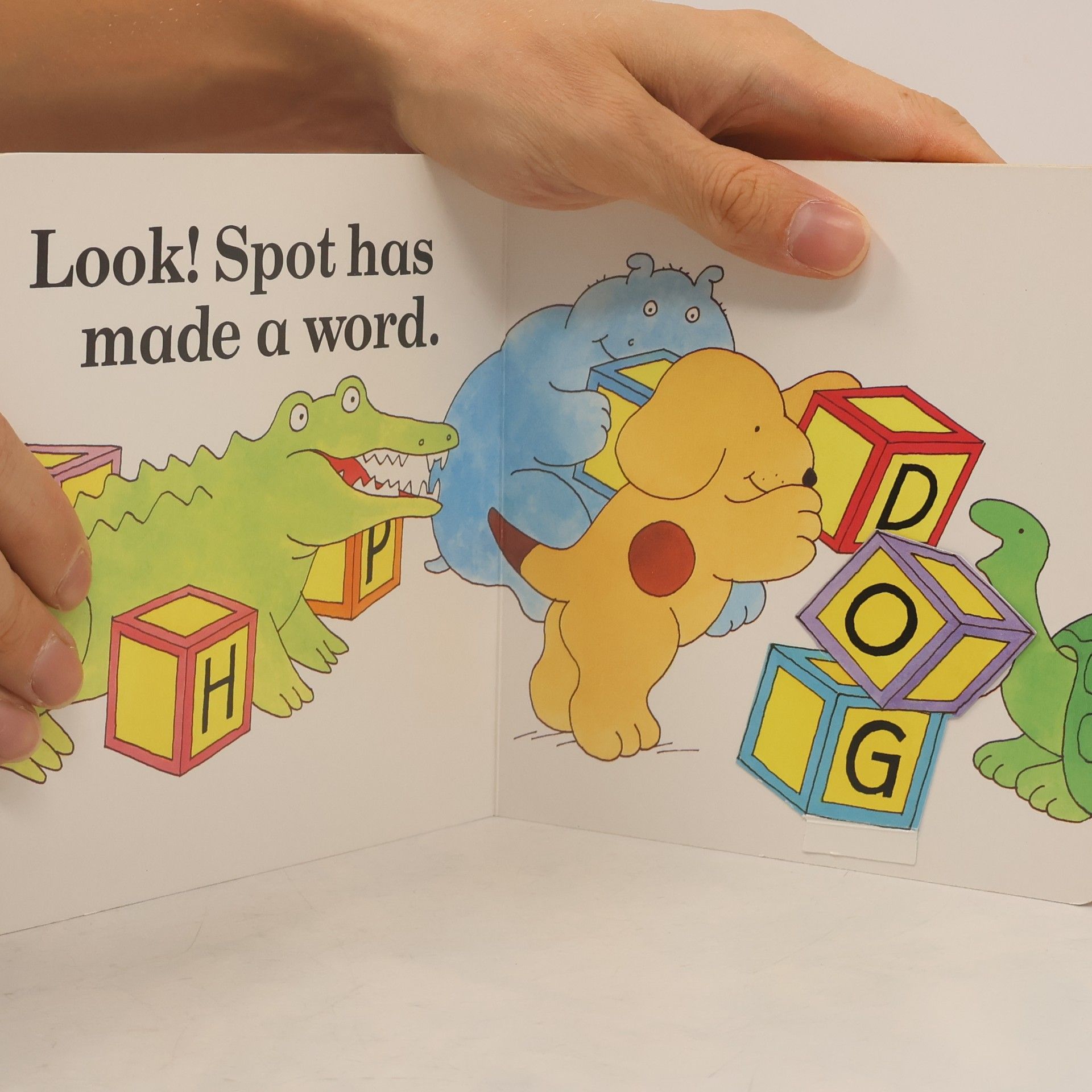 Eric Hill Spot Goes to School