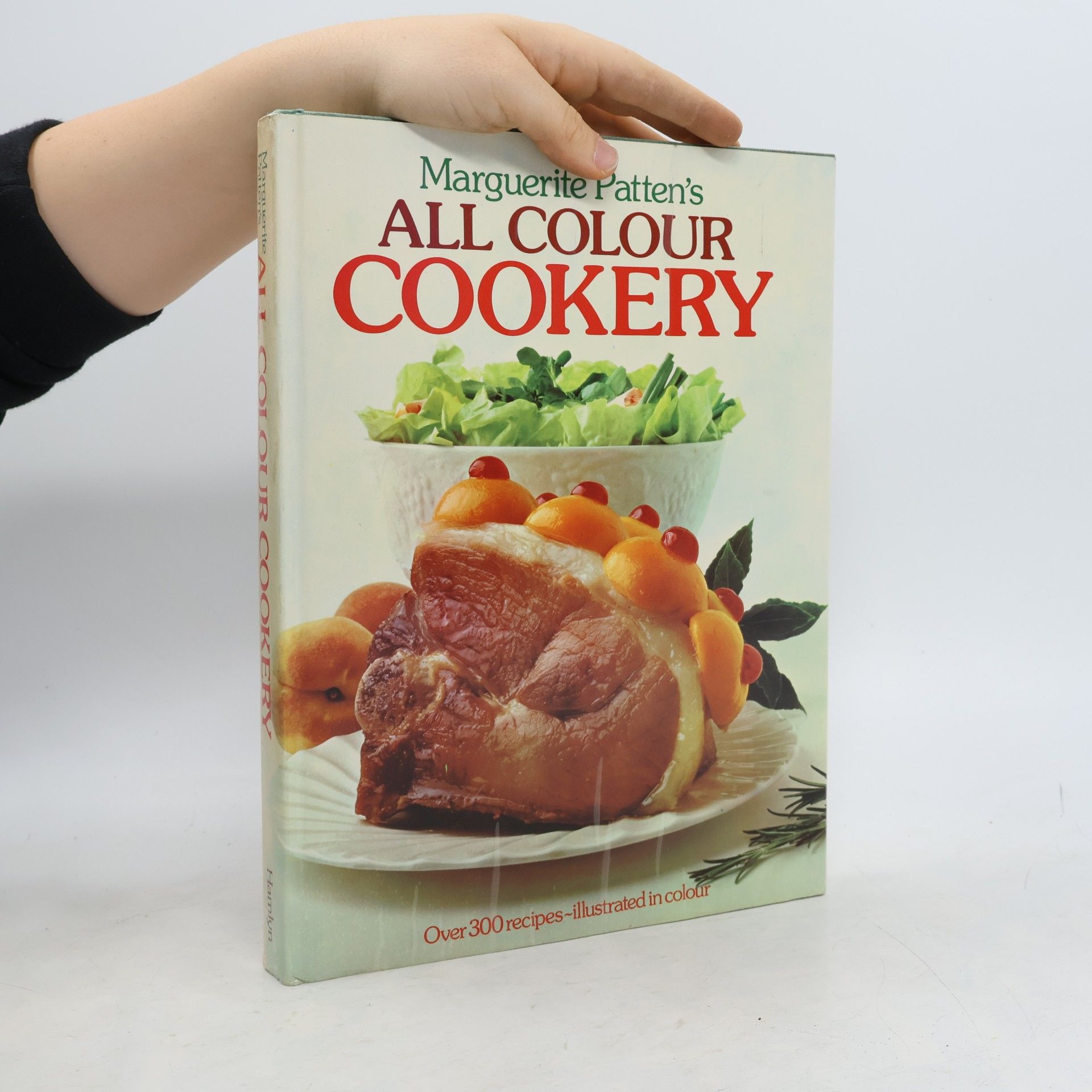 Marguerite Patten's All Colour Cookery