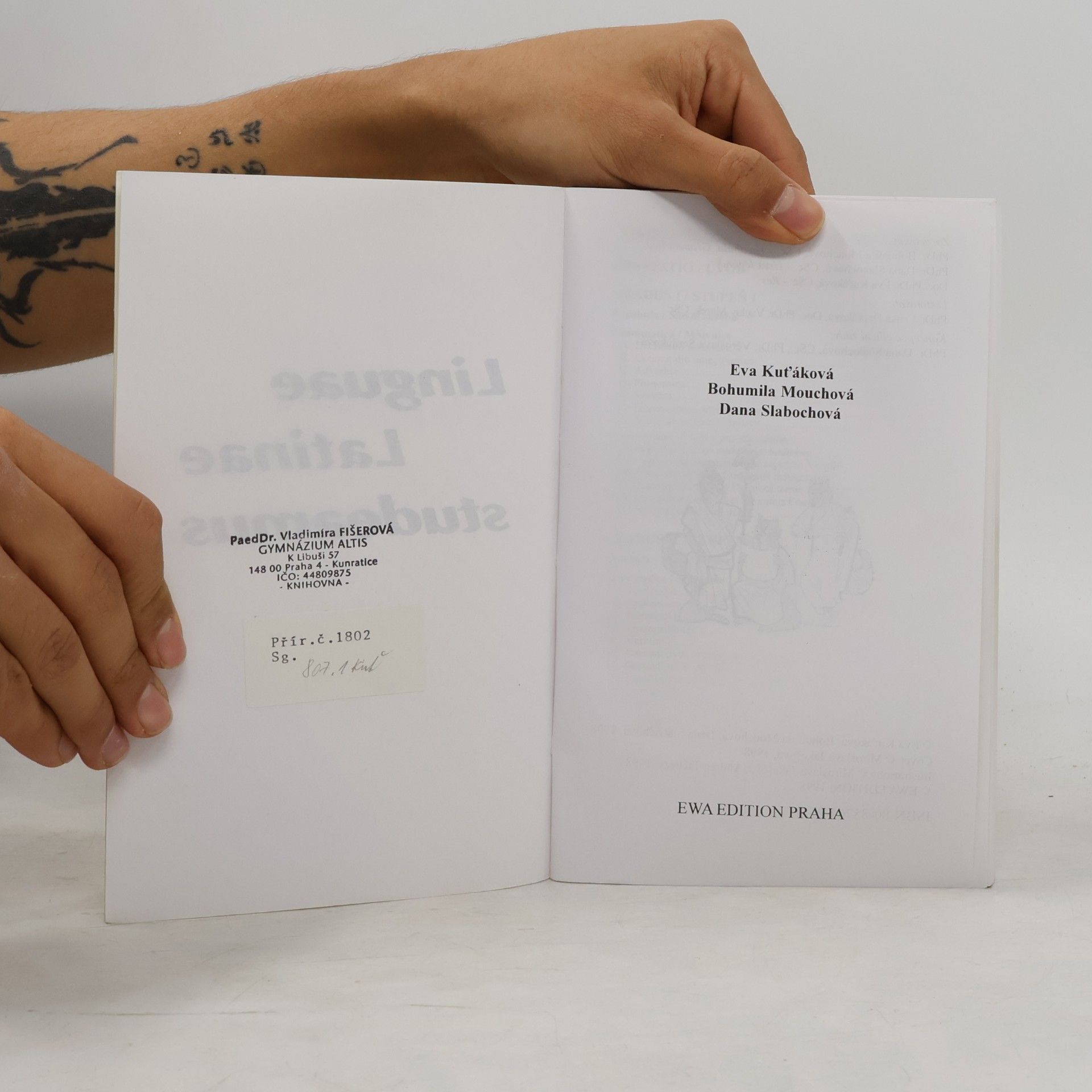 Eva Kuťáková Lingua Latinae studeamus
