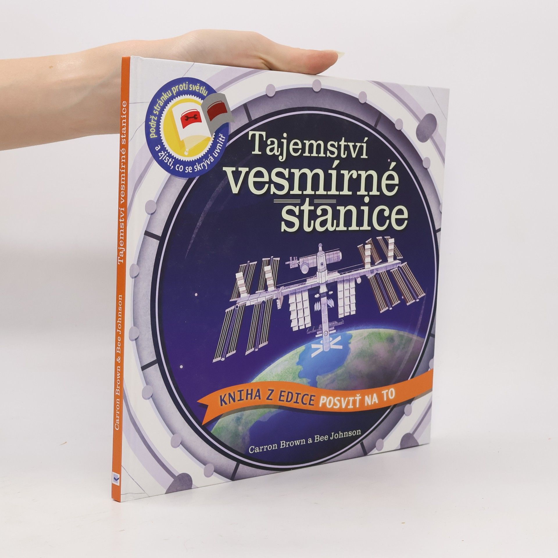 Carron Brown Tajemství vesmírné stanice