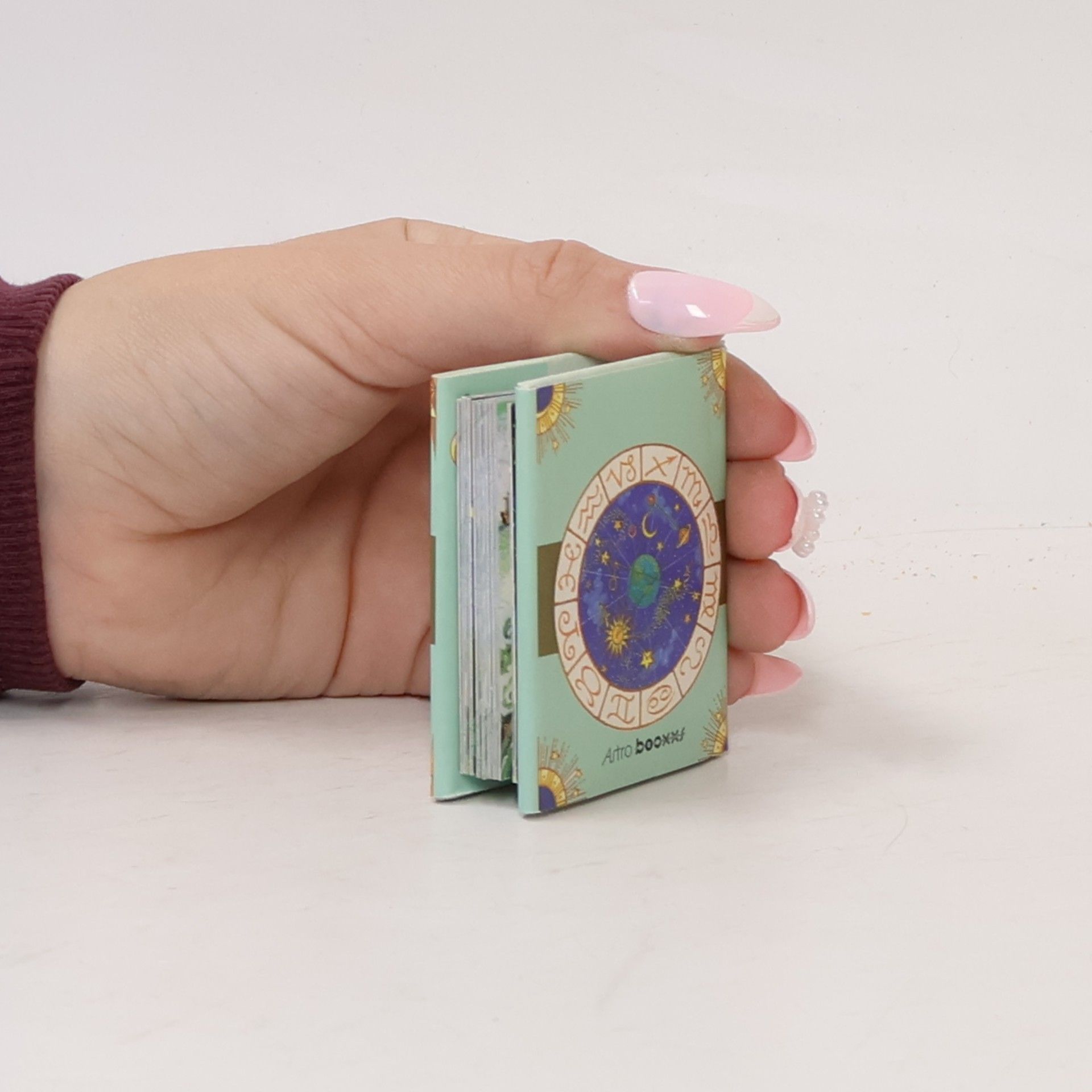 Stephanie Russell Astro- Booxxs: Steinbock