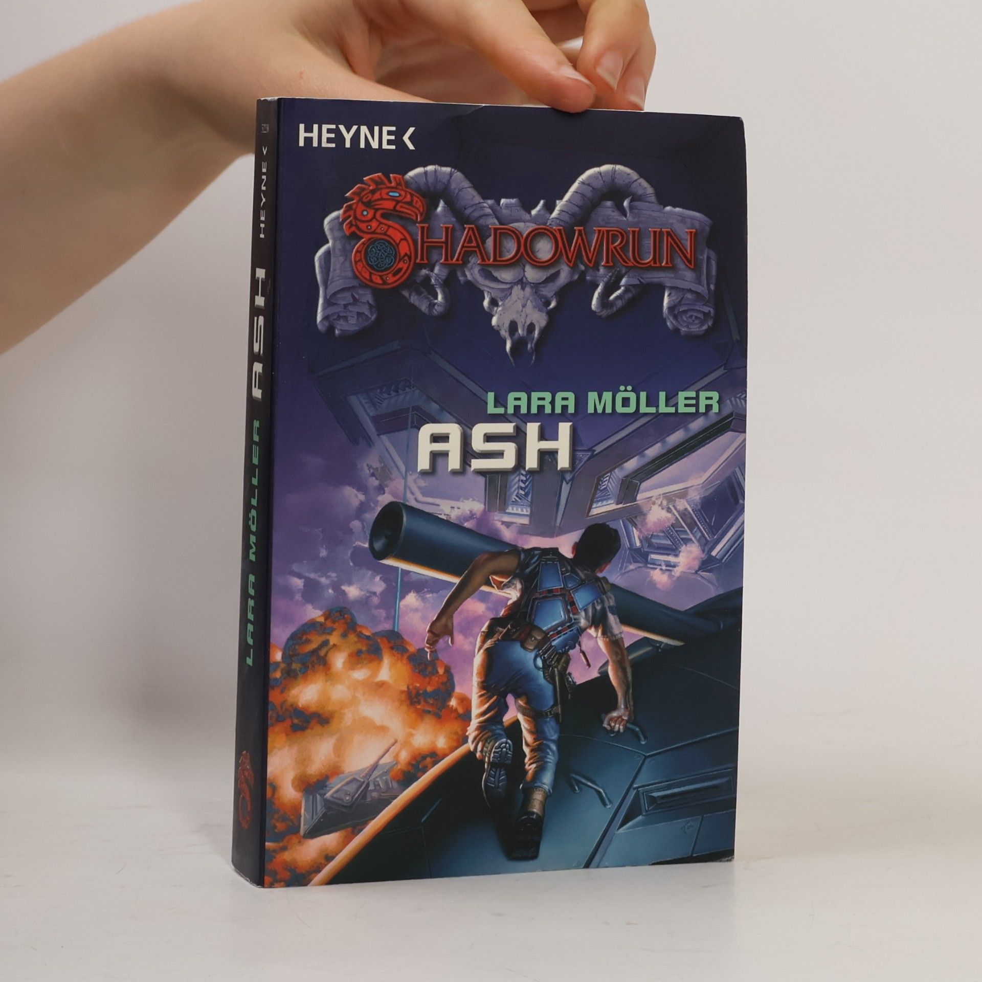 Ash. Shadowrun-Roman