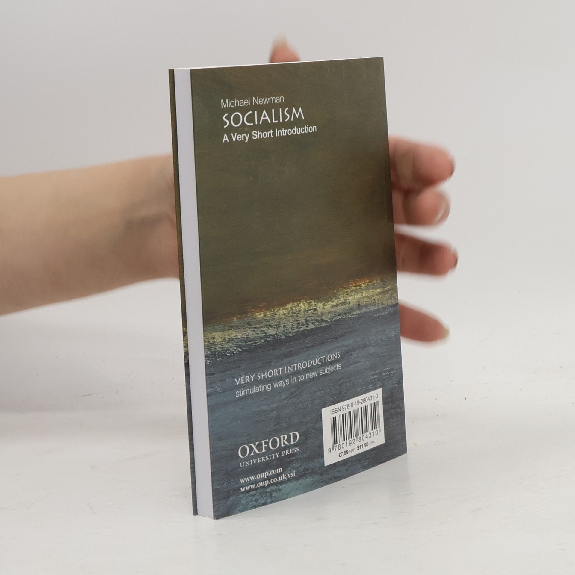 Michael Newman Very Short Introductions - 126: Socialism: A Very Short Introduction