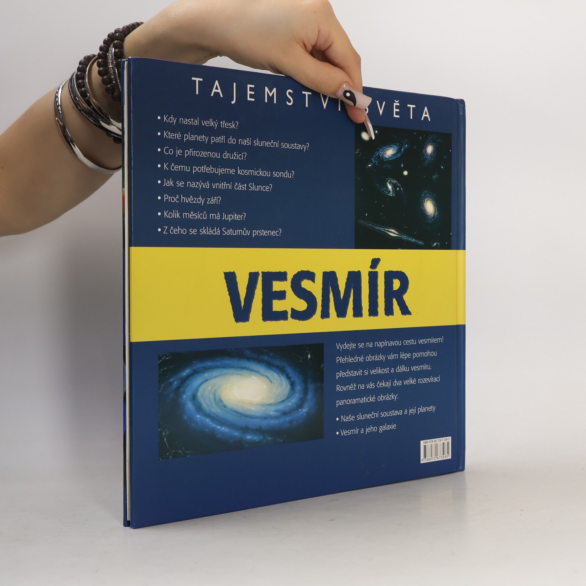 Rachel Coombs Vesmír