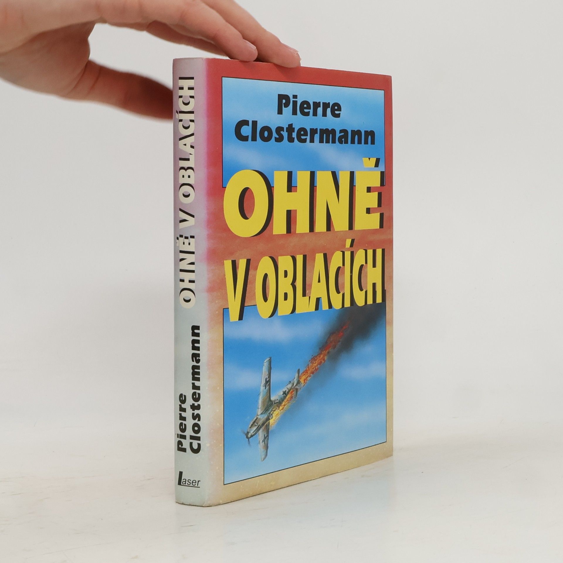 Ohně v oblacích