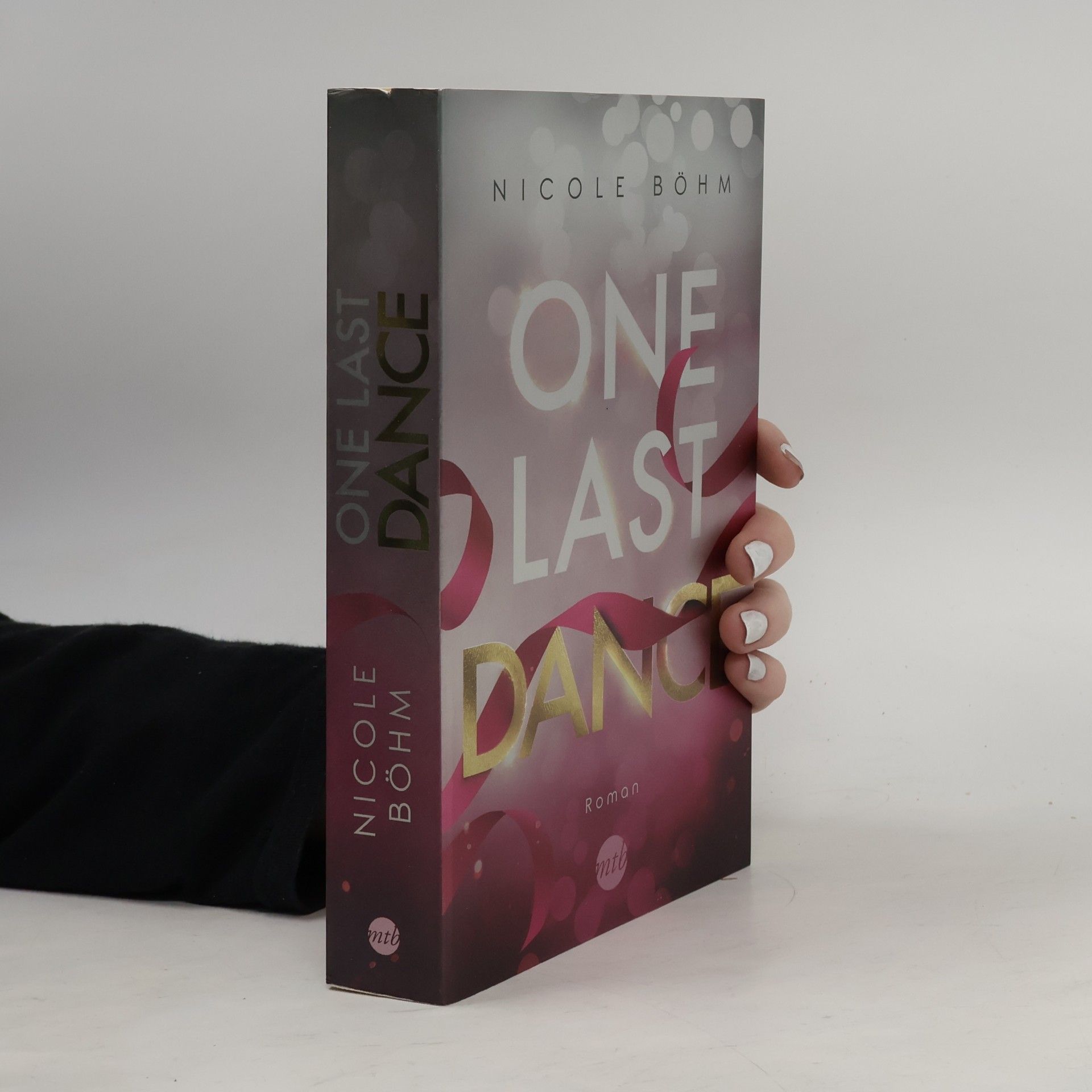 Nicole Böhm One Last Dance