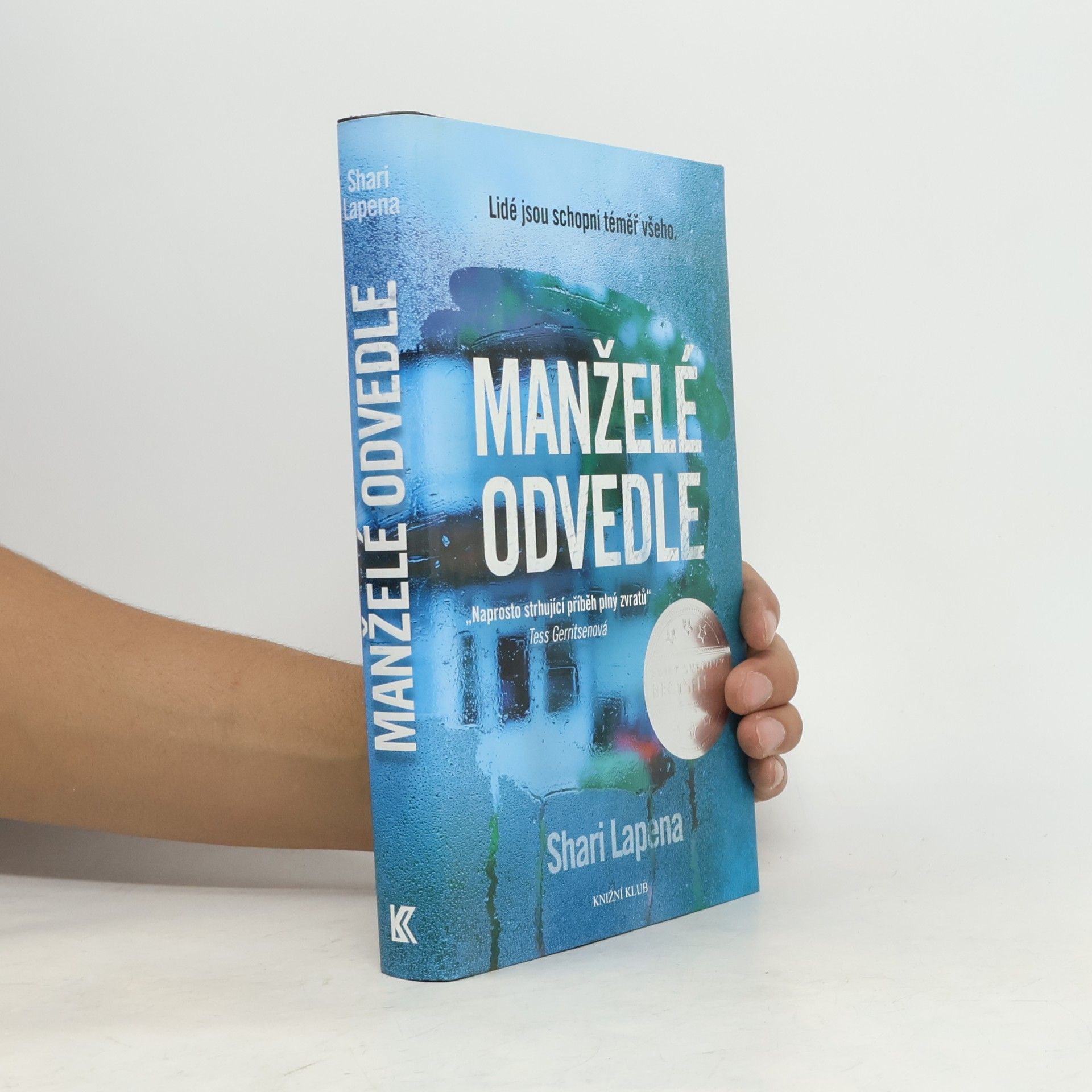 Shari Lapena Manželé odvedle