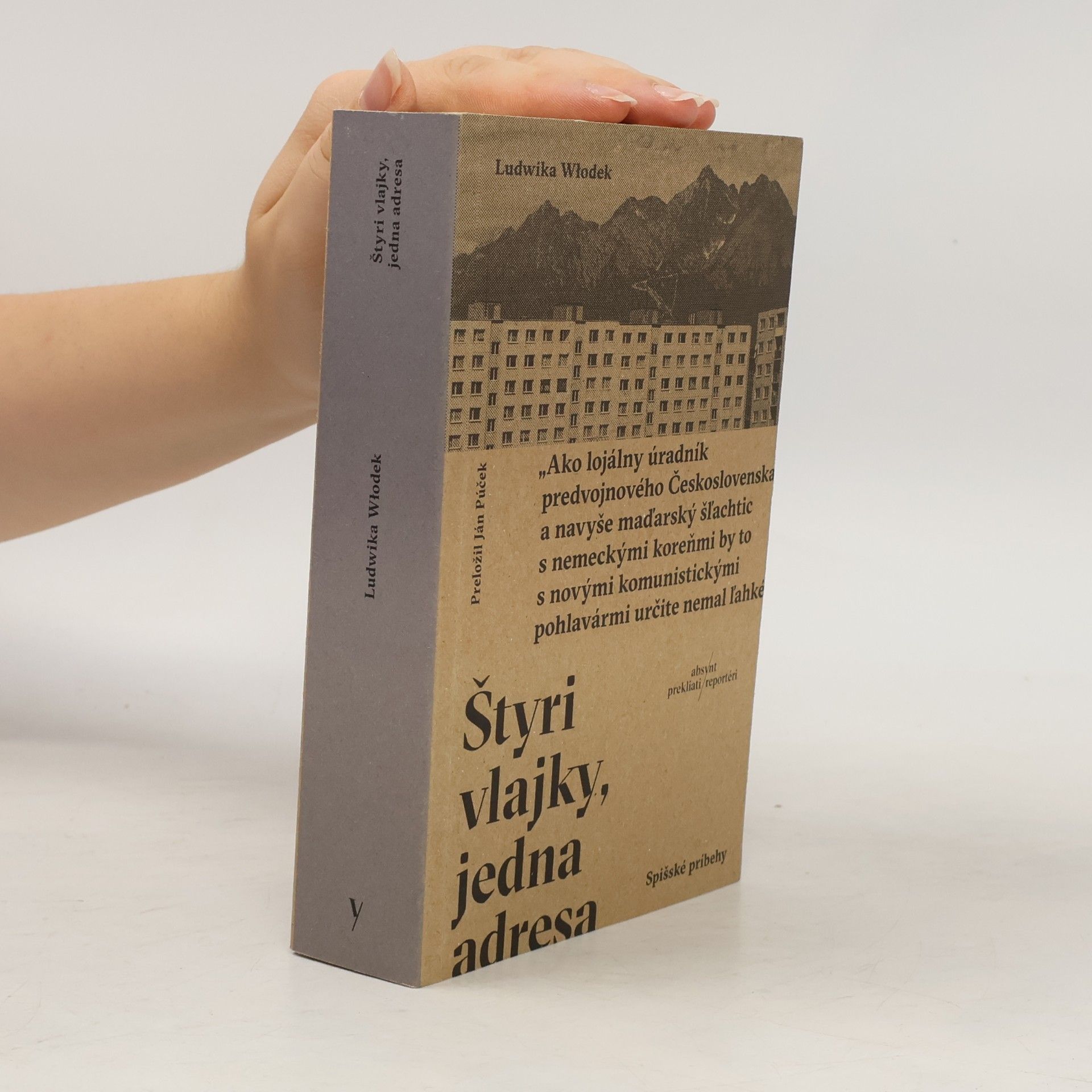 Ludwika Włodek Štyri vlajky, jedna adresa