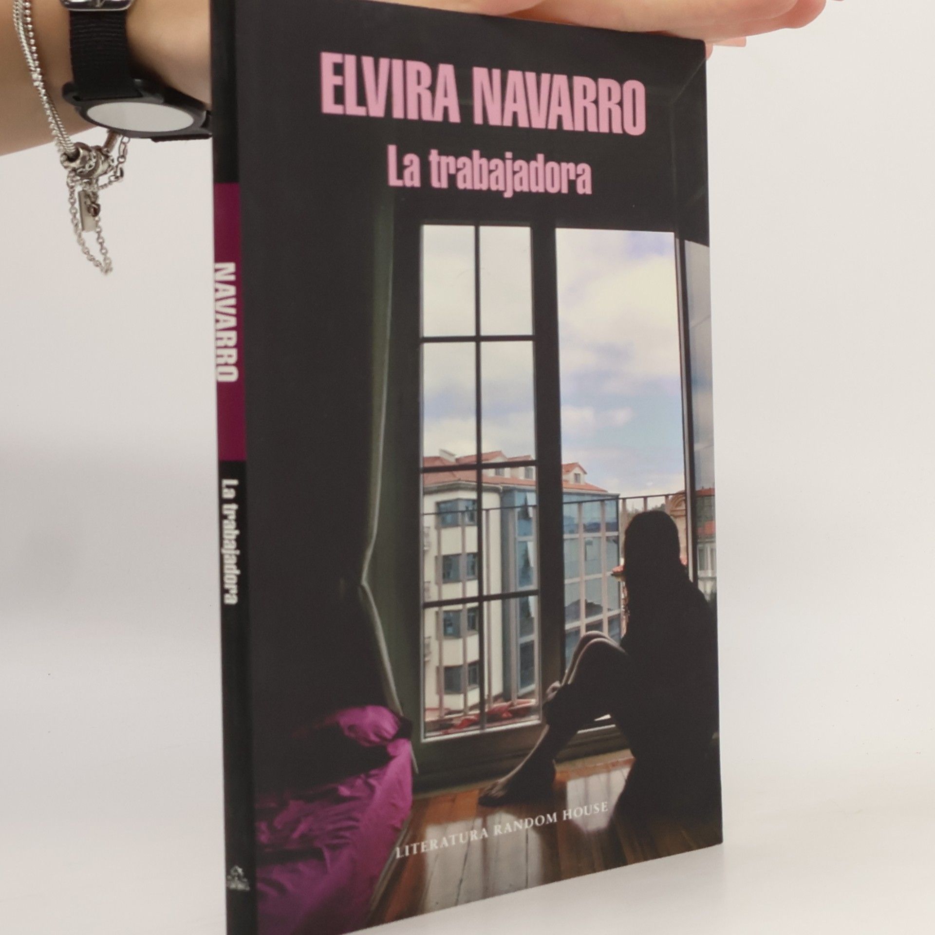 Elvira Navarro La trabajadora