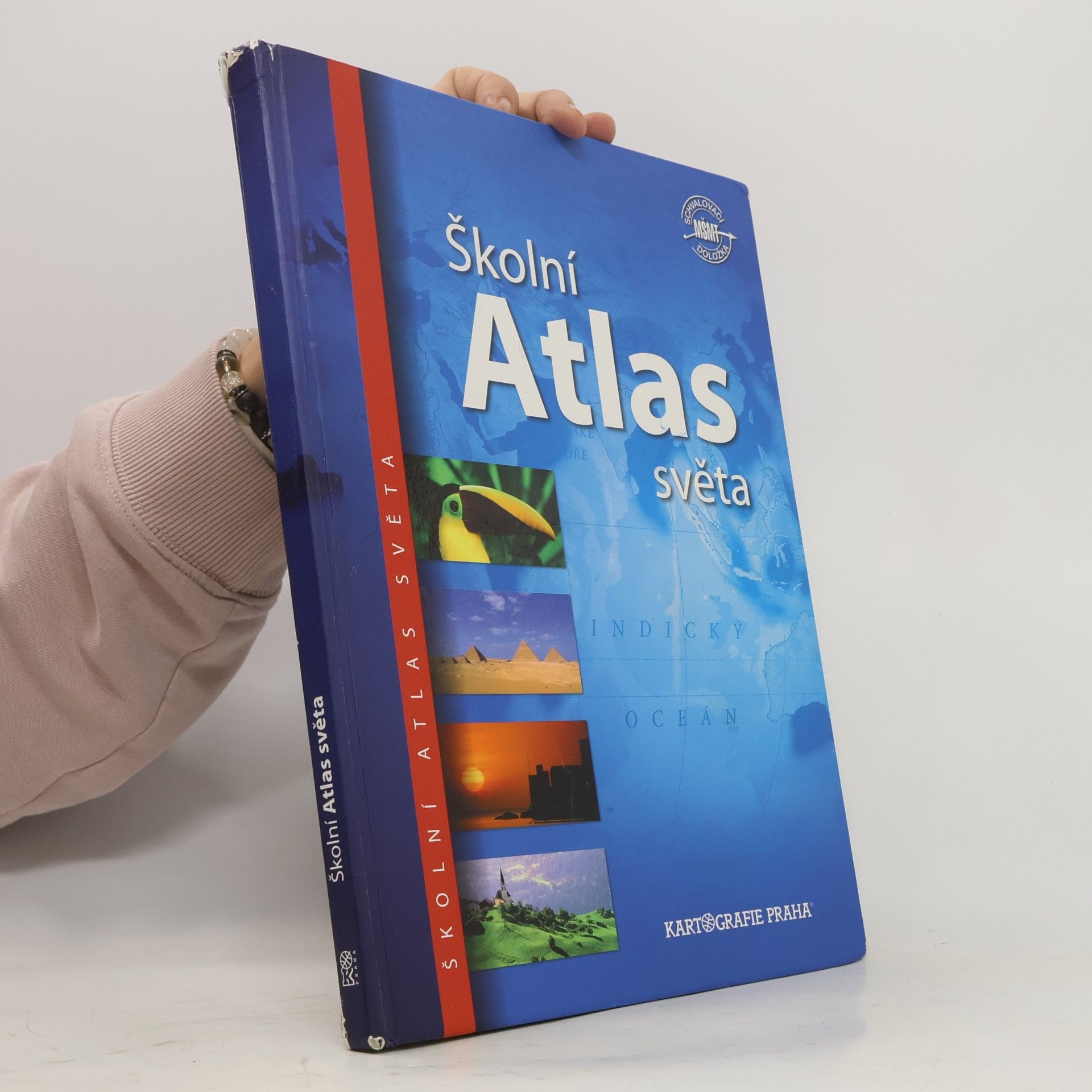 Kolektiv autorů Školní atlas světa