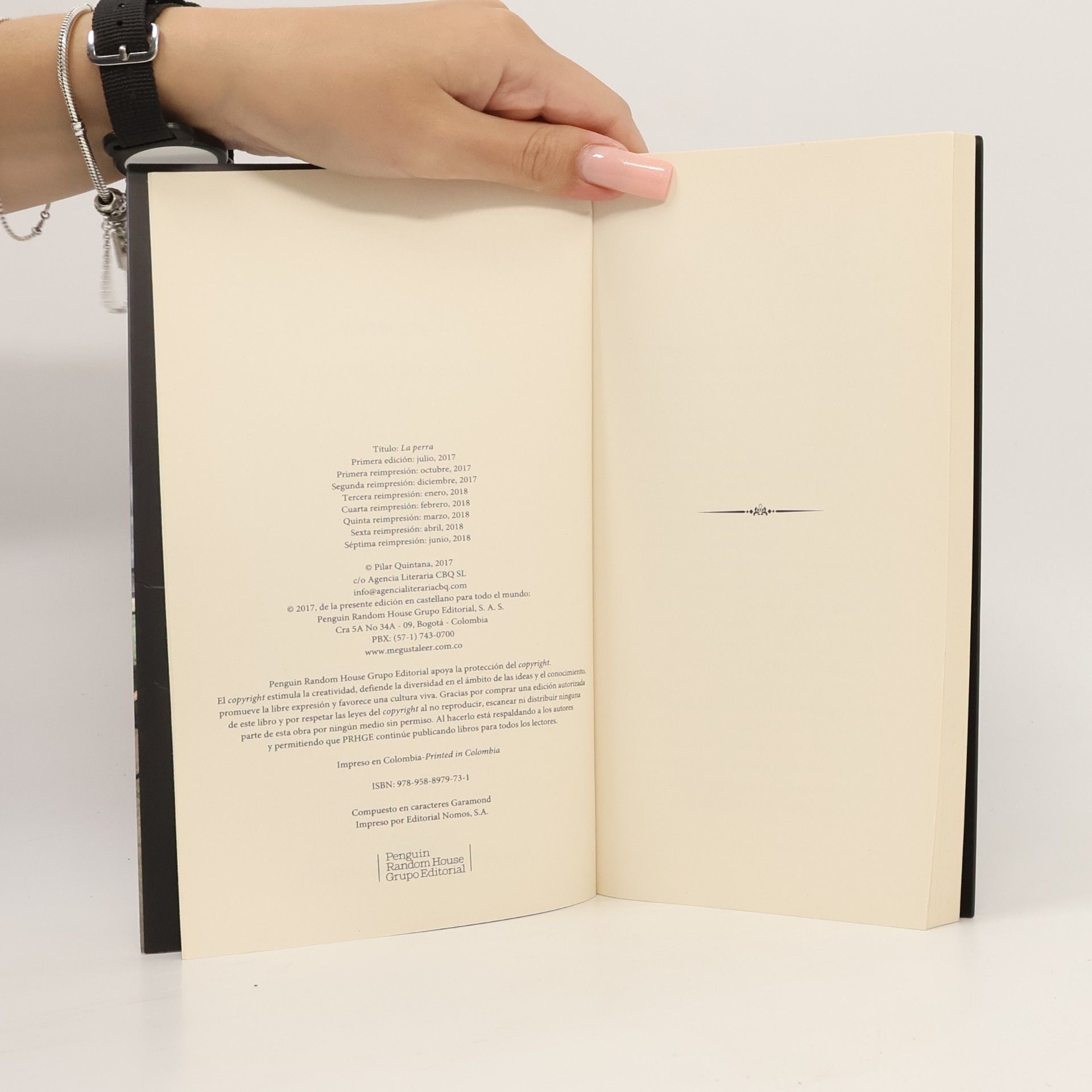 Pilar Quintana La Perra / The Bitch - 1. edición.