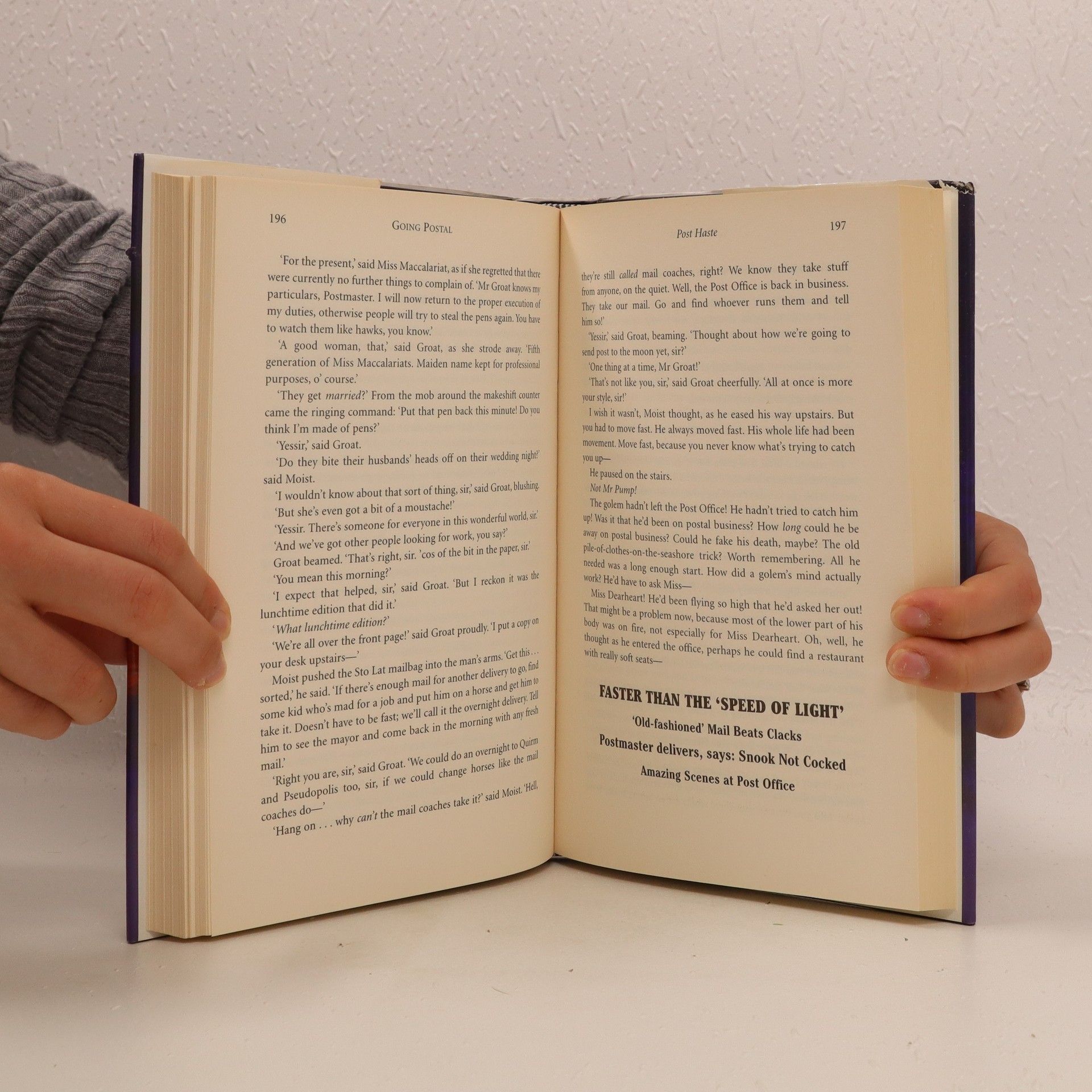 Terry Pratchett Going postal