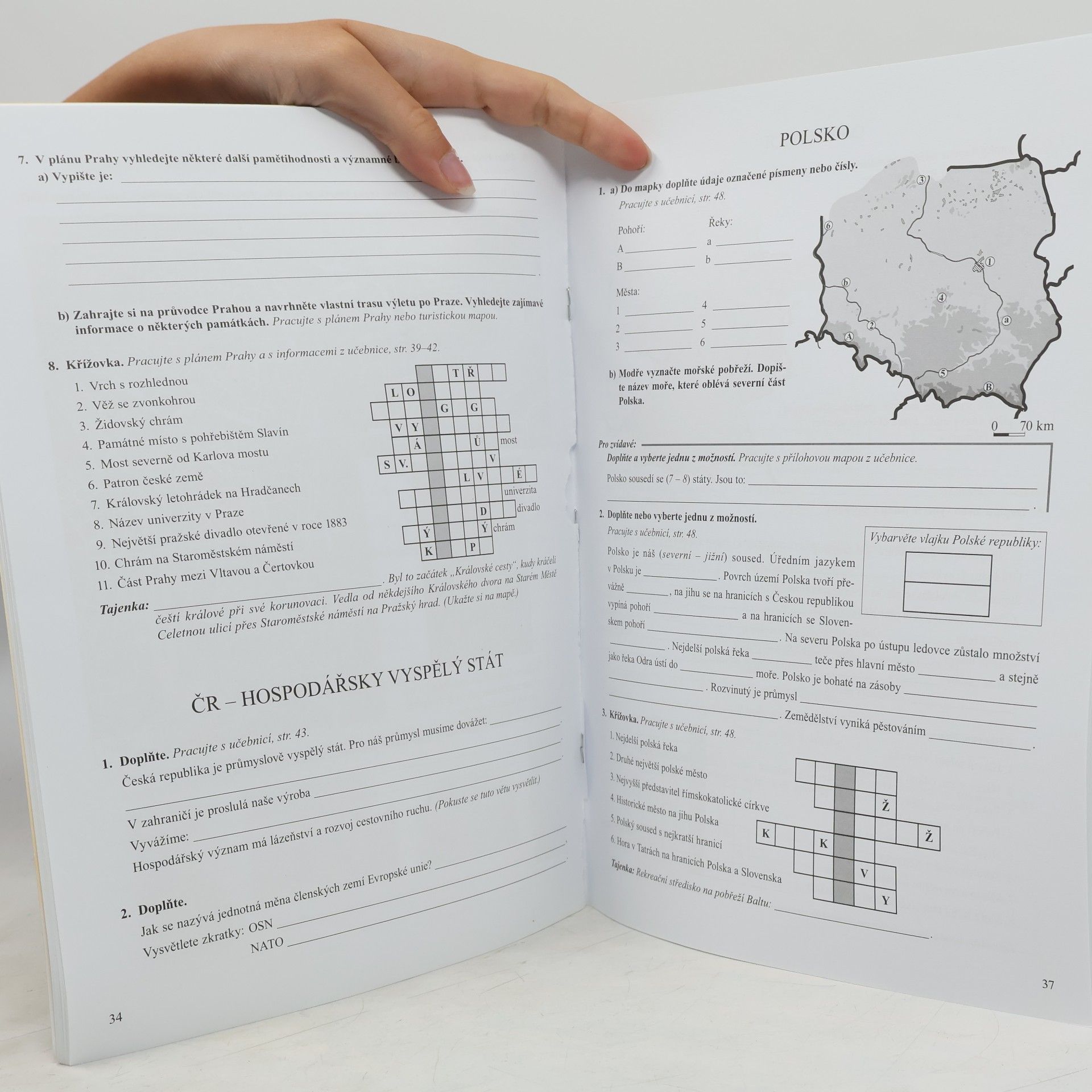 Věra Štiková Vlastivěda 5 : Česká republika jako součást Evropy : pracovní sešit pro 5. ročník