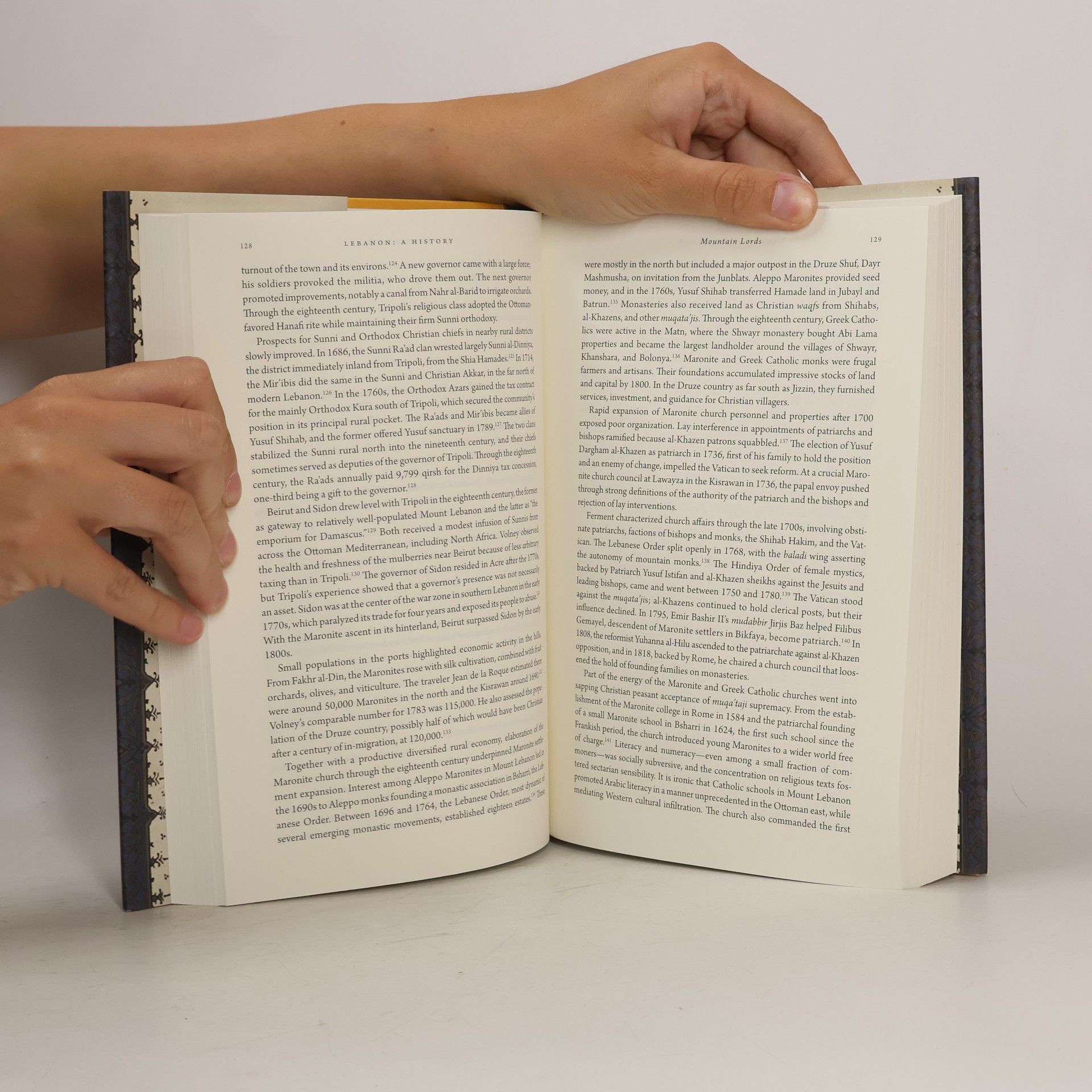 William Harris Lebanon: A History, 600 - 2011