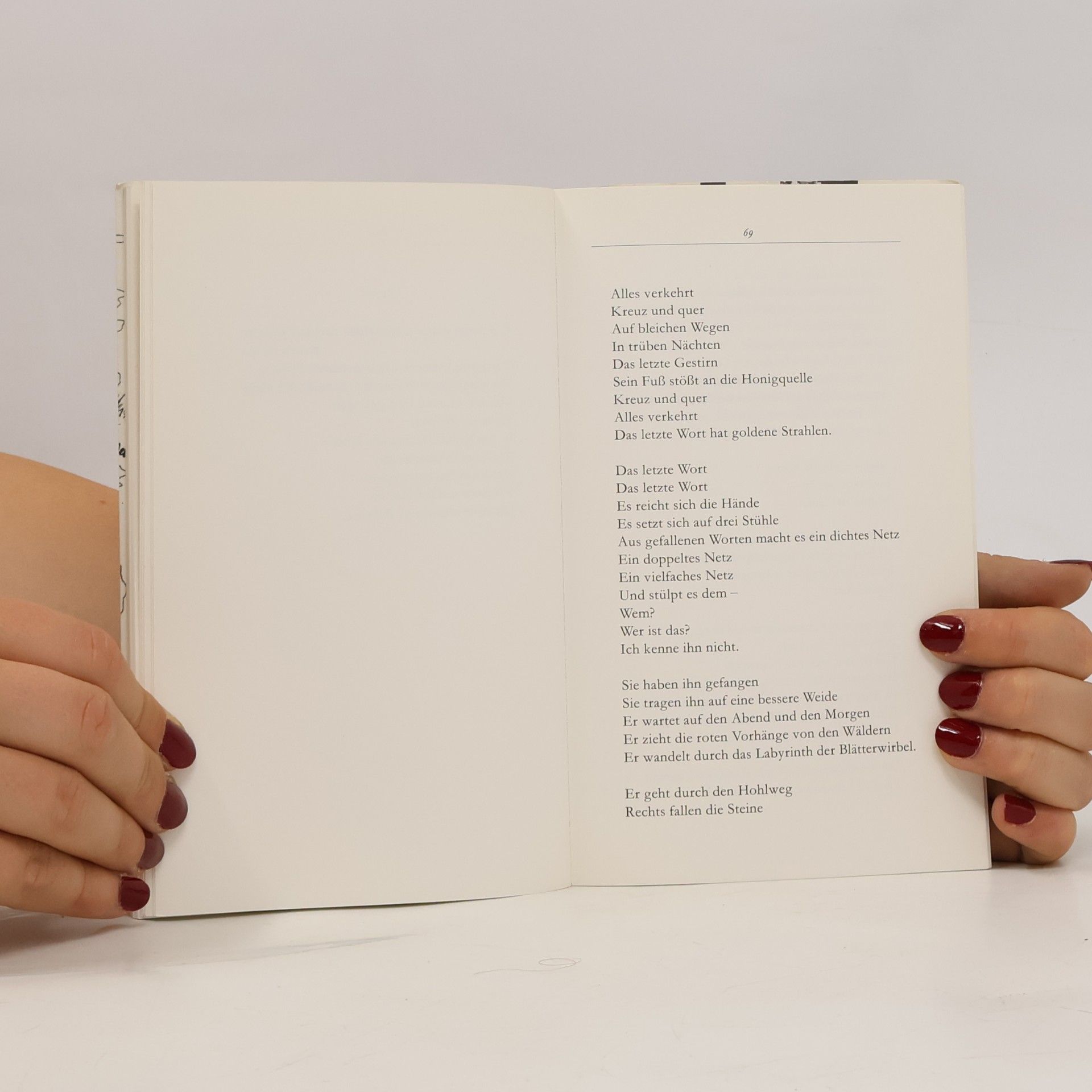 Meret Oppenheim Husch, husch, der schönste Vokal entleert sich