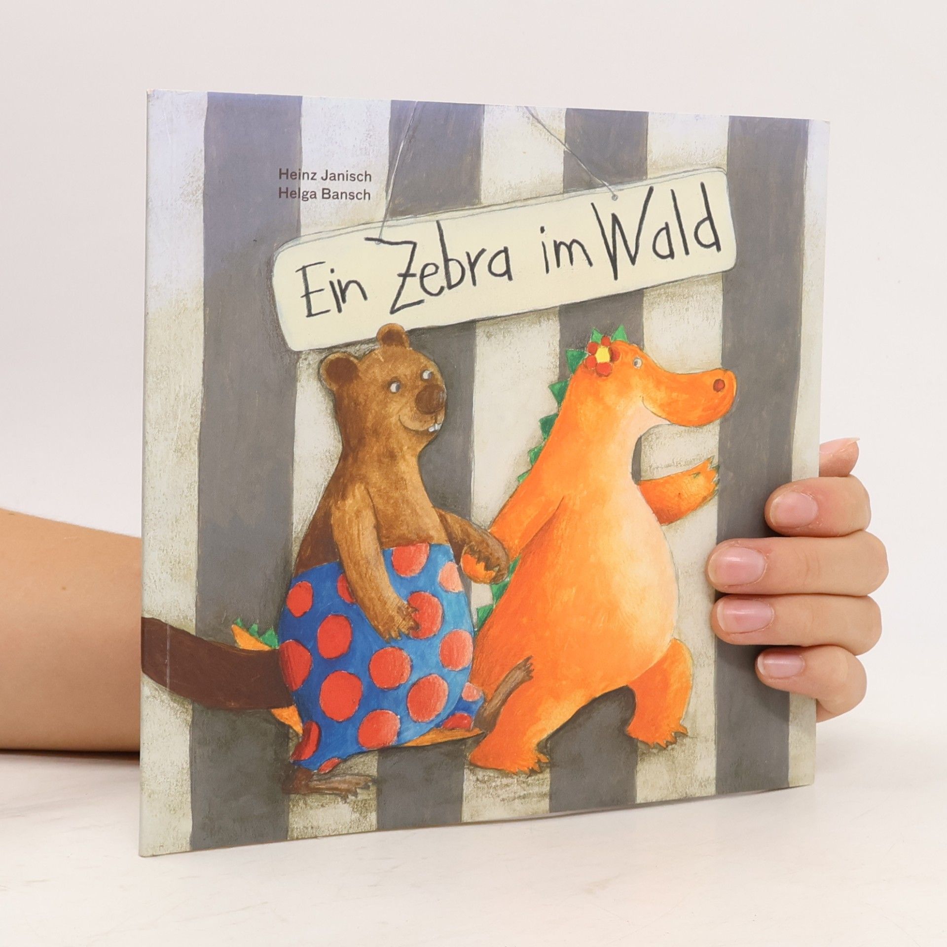 Helga Bansch Ein Zebra im Wald