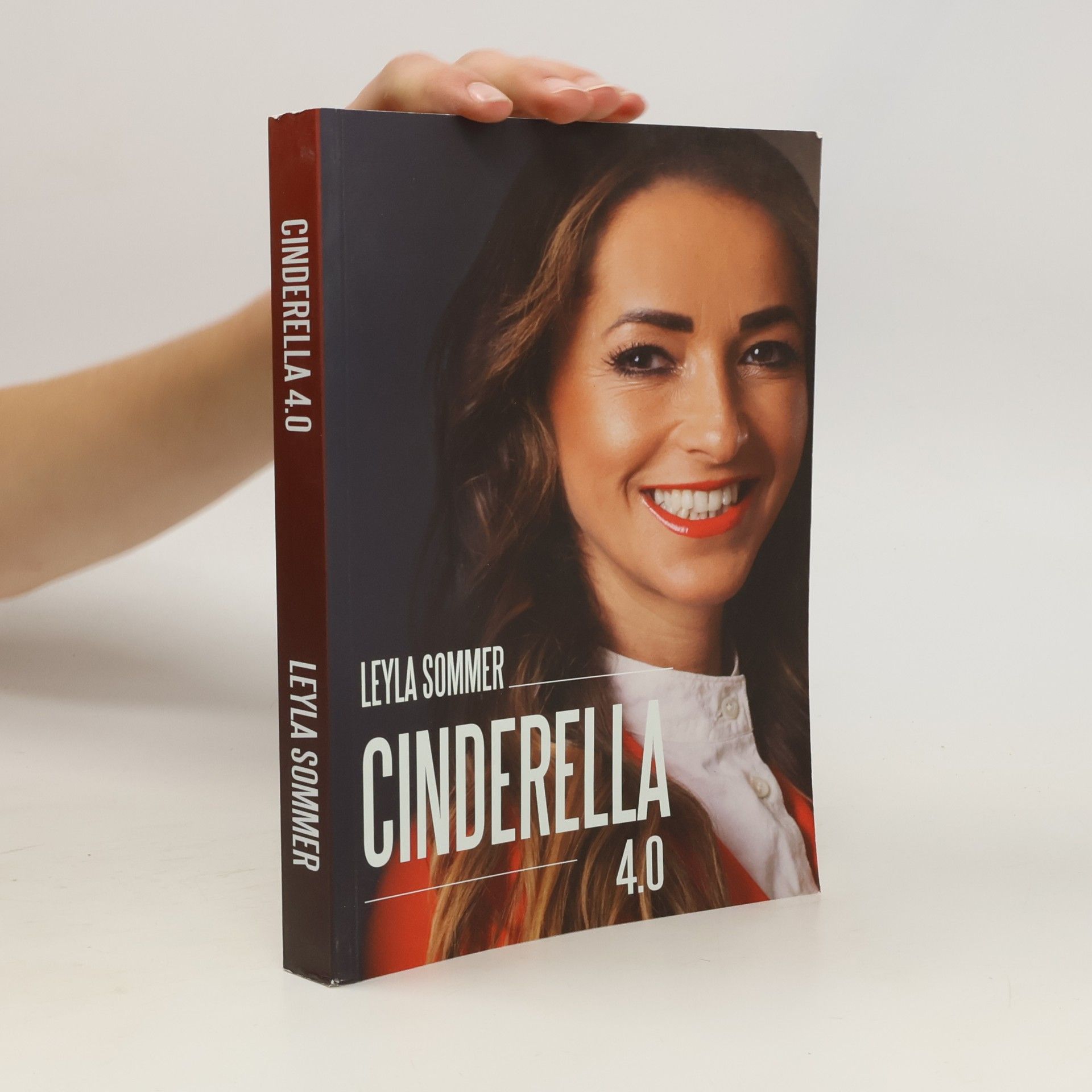Leyla Sommer Cinderella 4.0
