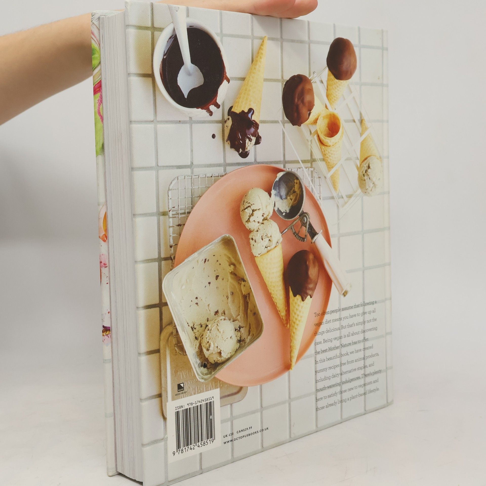 The Australian Women's Weekly Vegan Kitchen