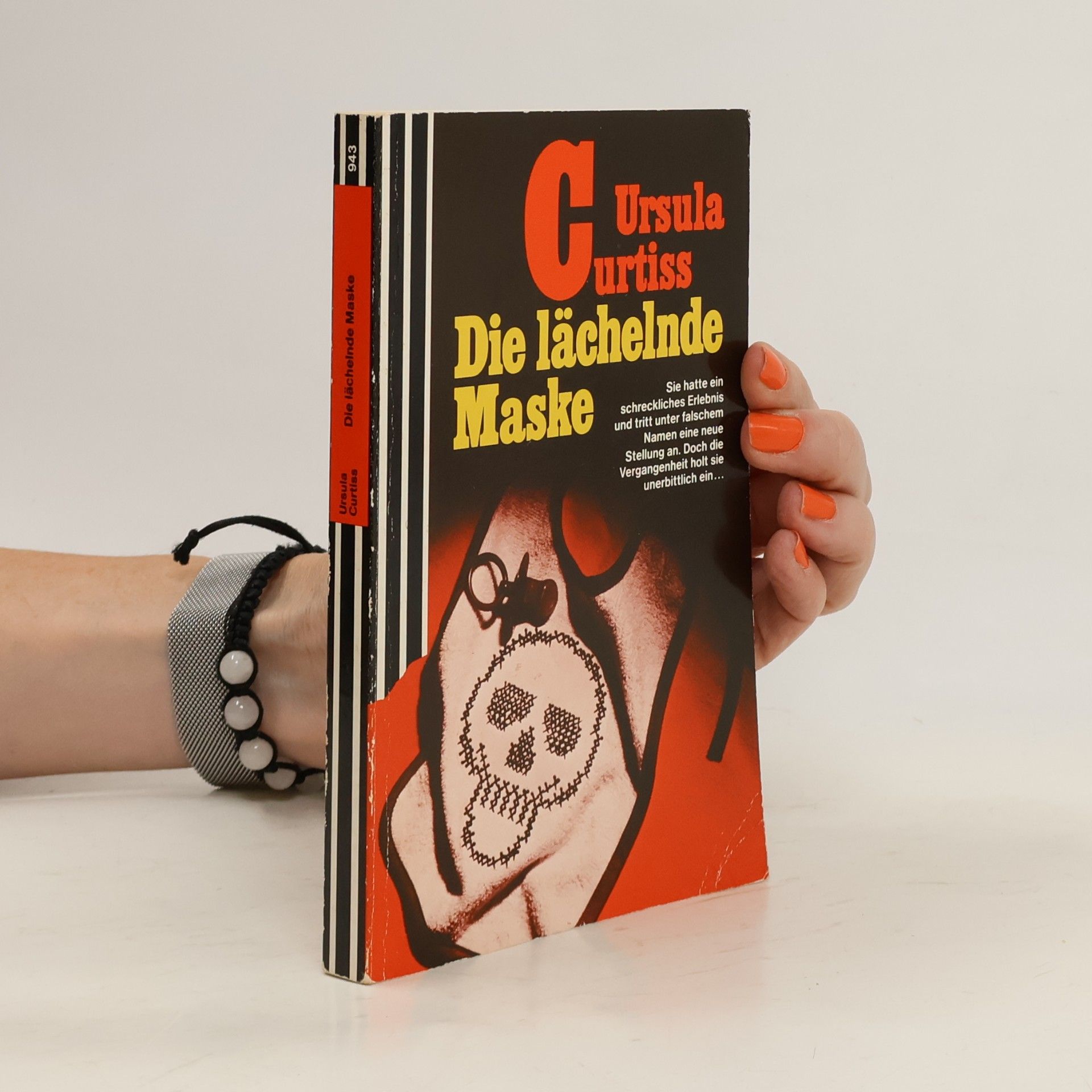 Ursula Reilly Curtiss Die lächelnde Maske