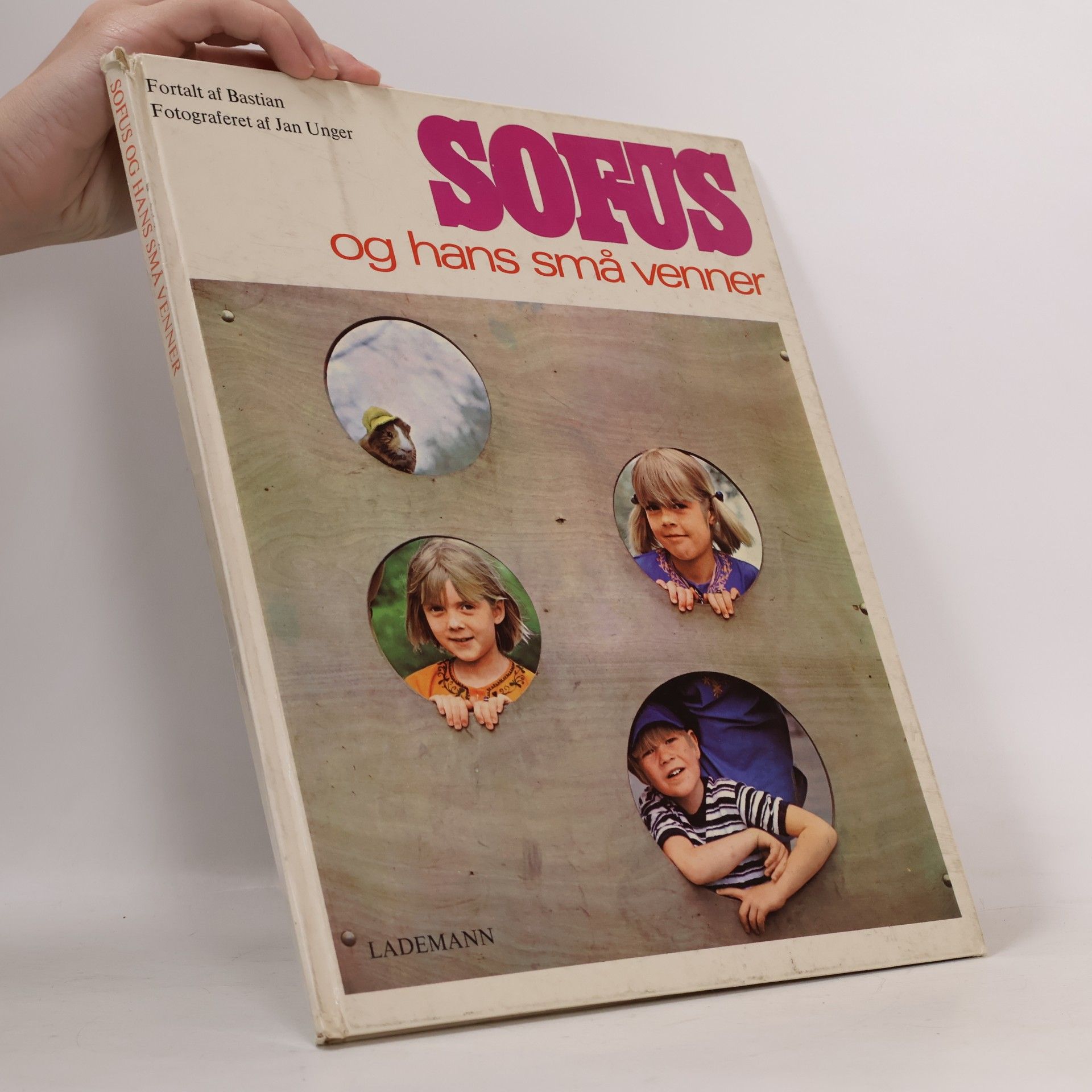 Sofus og hans små venner