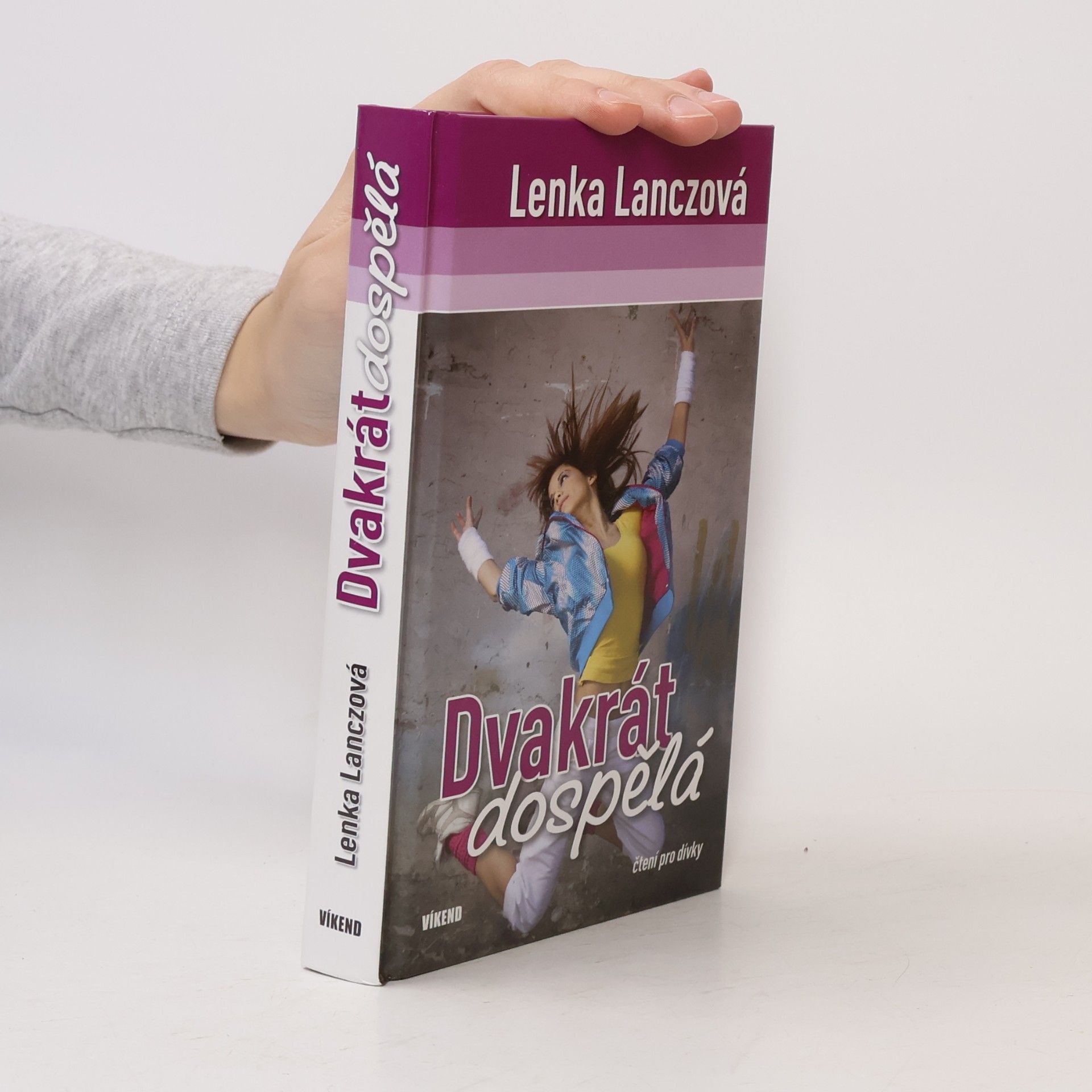 Lenka Lanczová Dvakrát dospělá