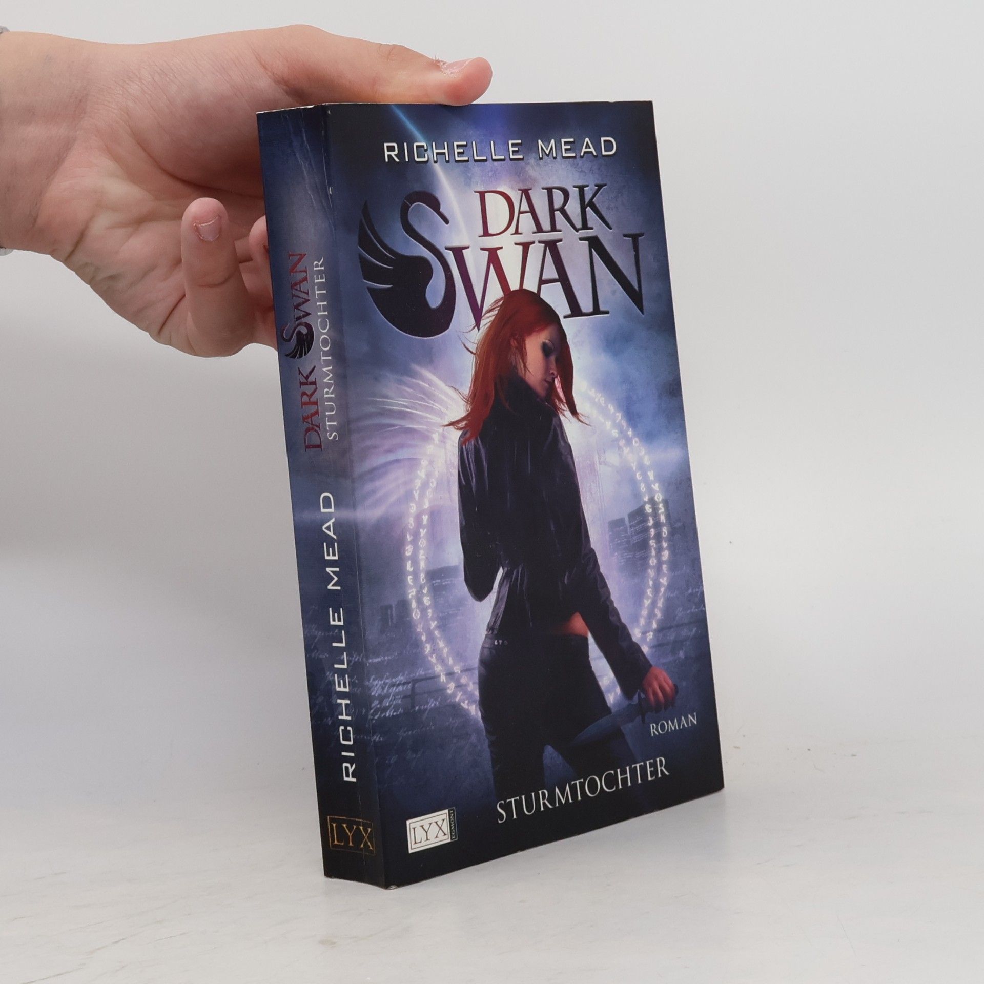 Richelle Mead Dark Swan 1