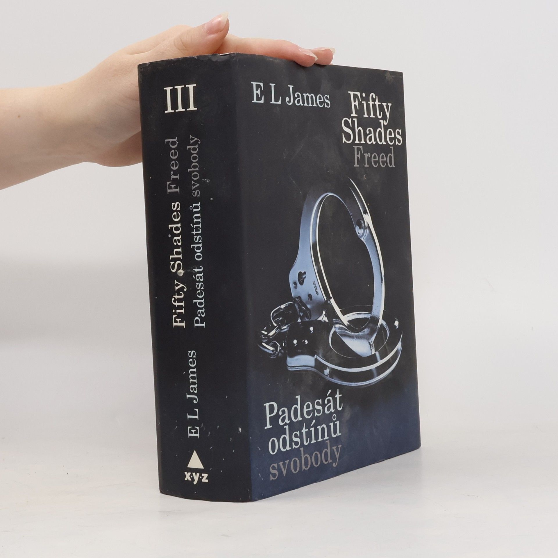 E. L. James Padesát odstínů svobody