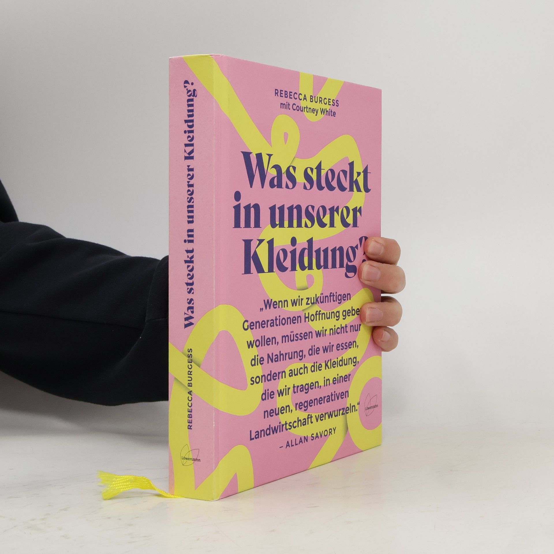 Was steckt in unserer Kleidung?