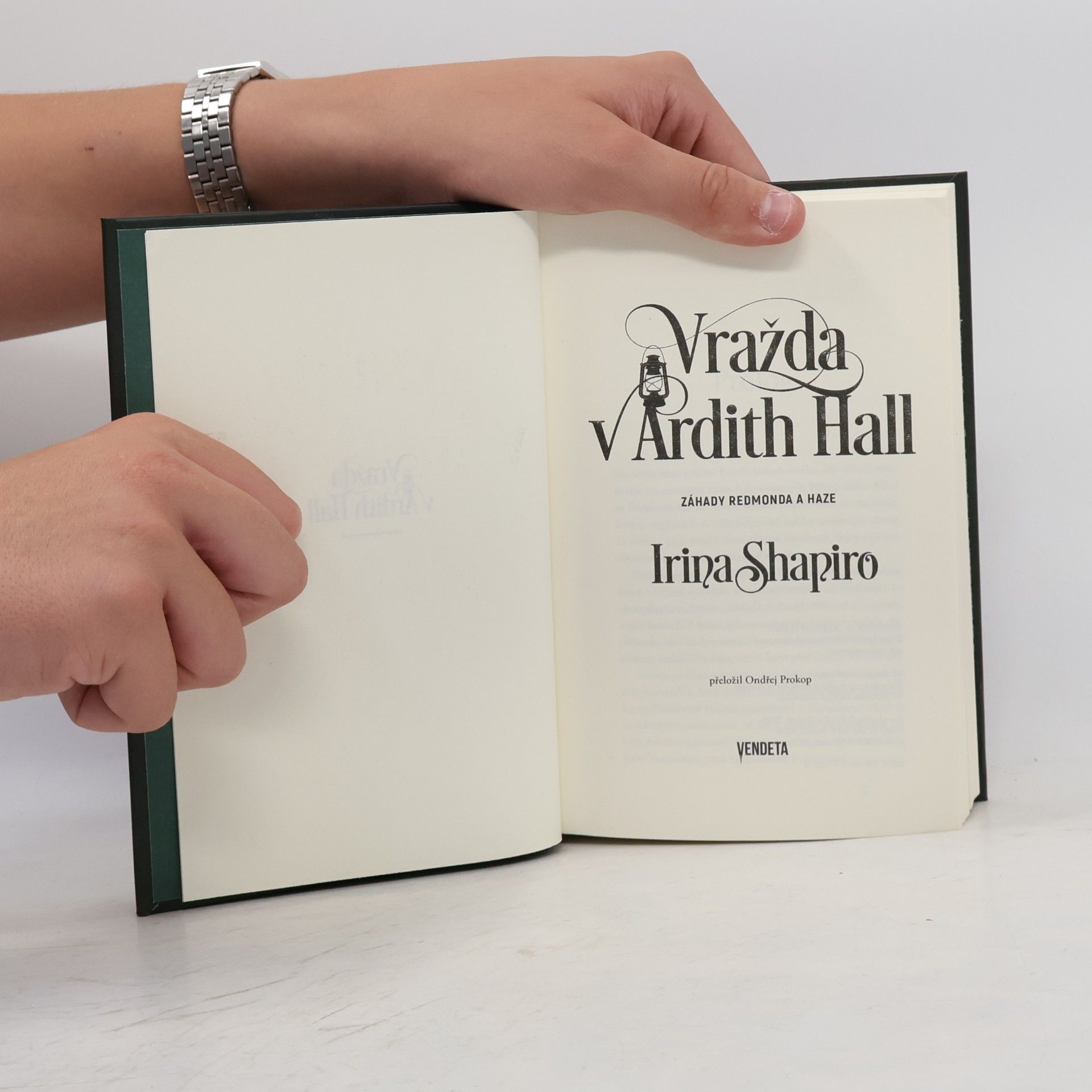 Irina Shapiro Vražda v Ardith Hall