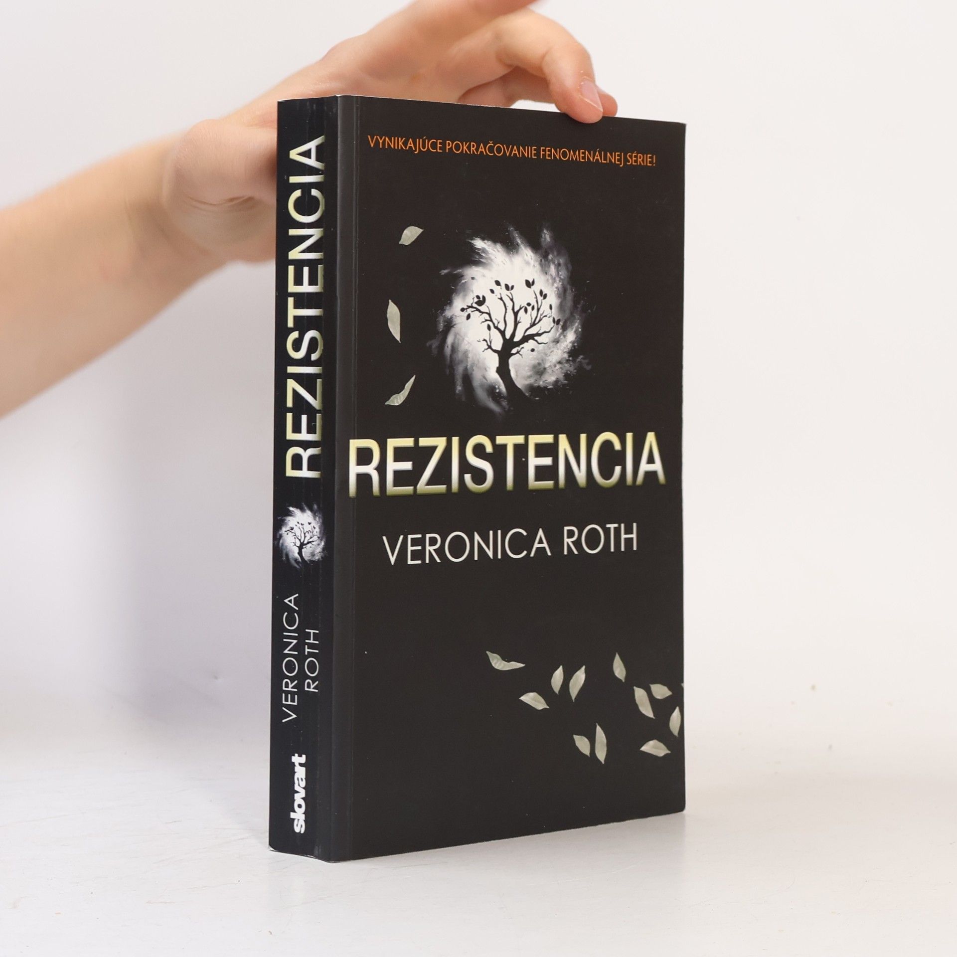 Veronica Roth Rezistencia
