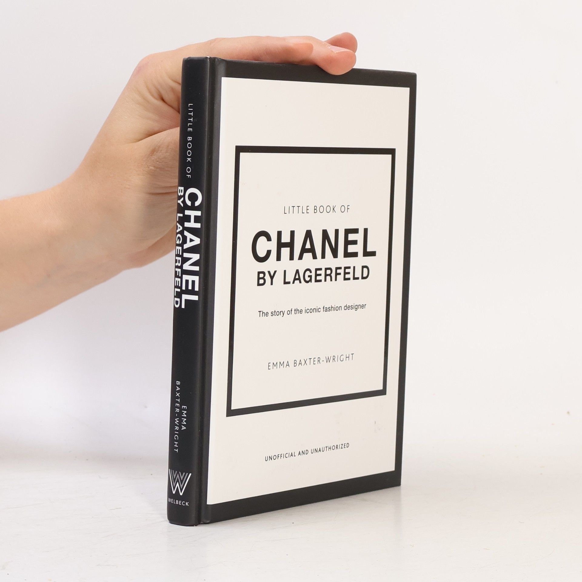 Emma Baxter-Wright The Little Book of Chanel by Lagerfeld