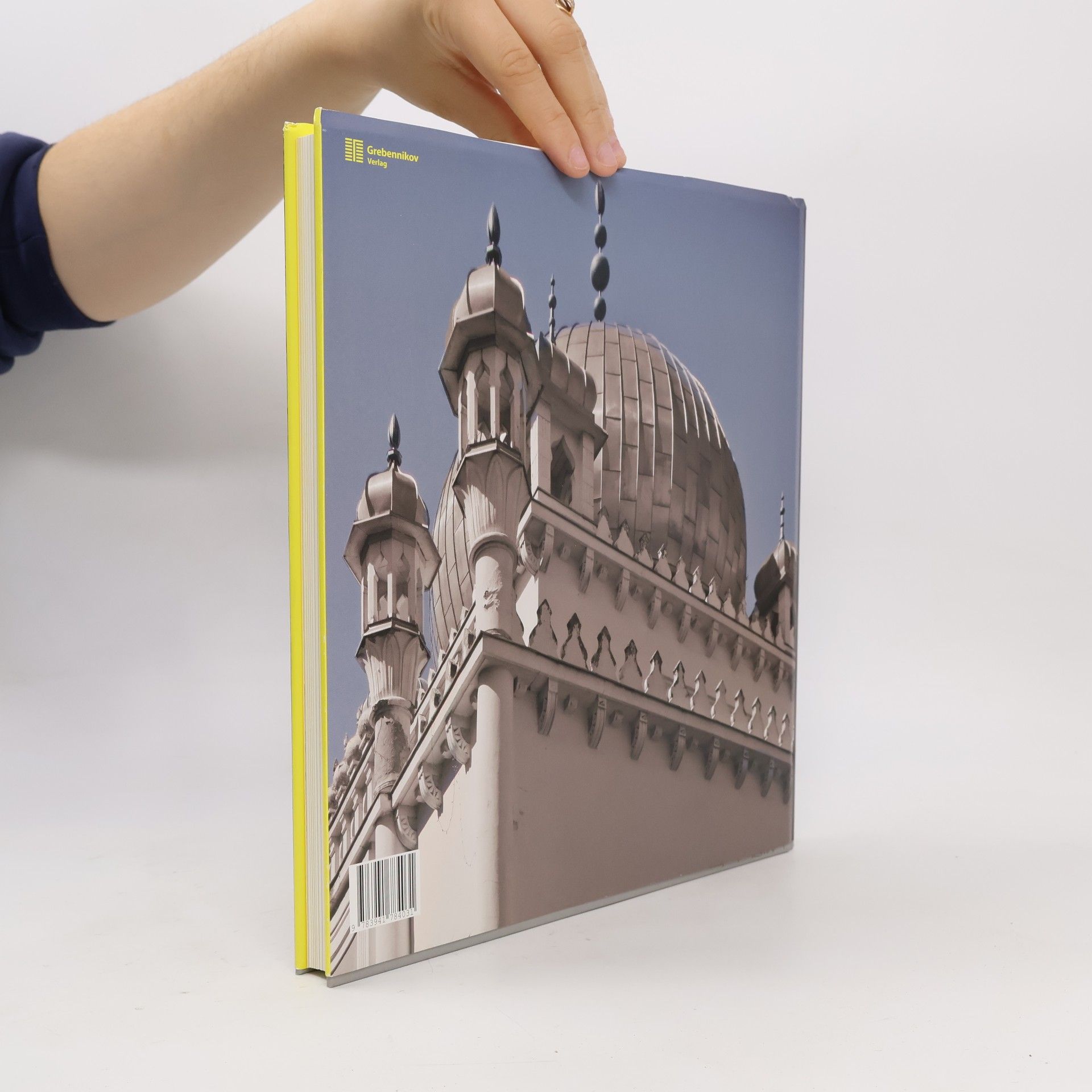 Jan-Peter Eichhorn Berlin. Sakrale Orte/Sacred Places