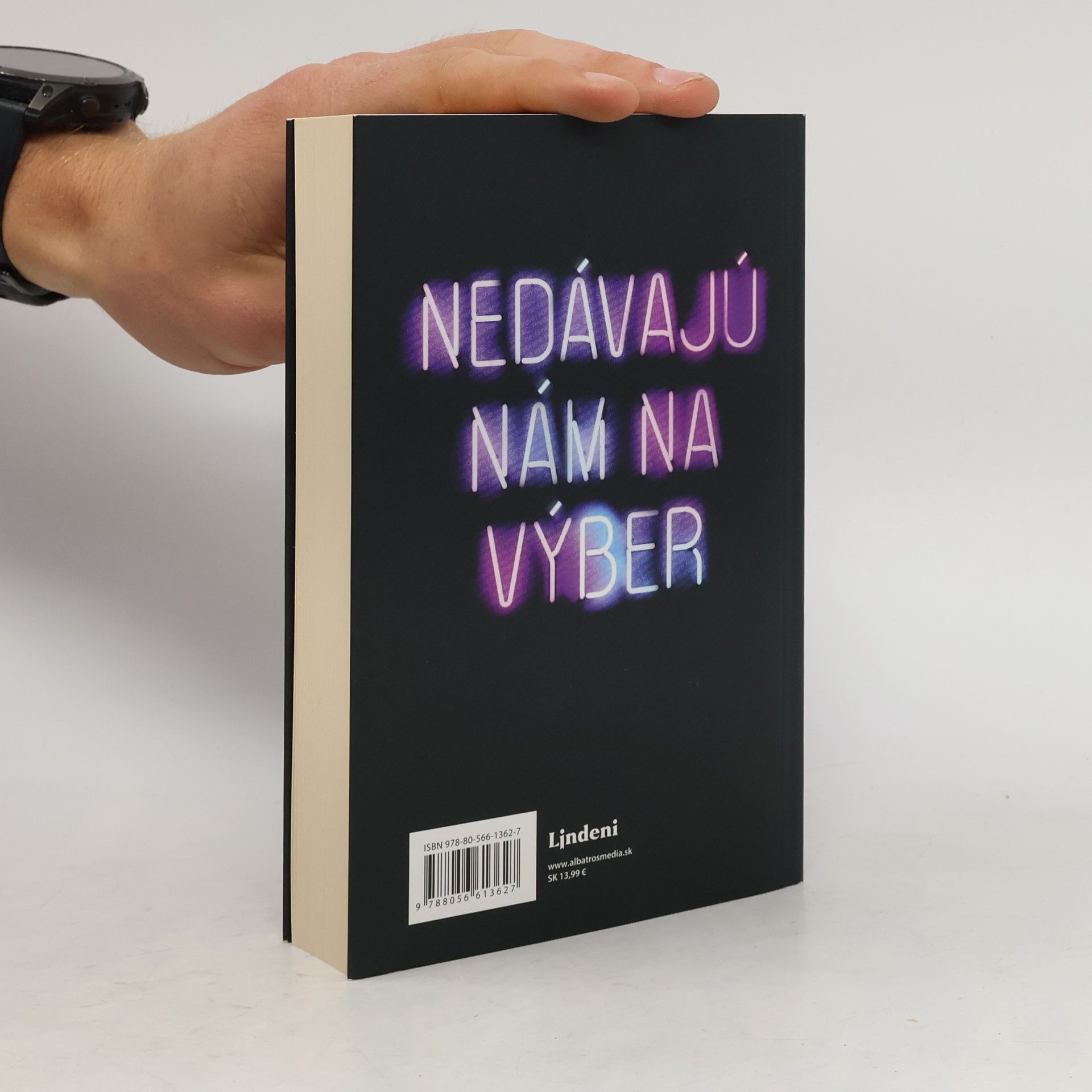 Rachel Heng Klub samovrahov