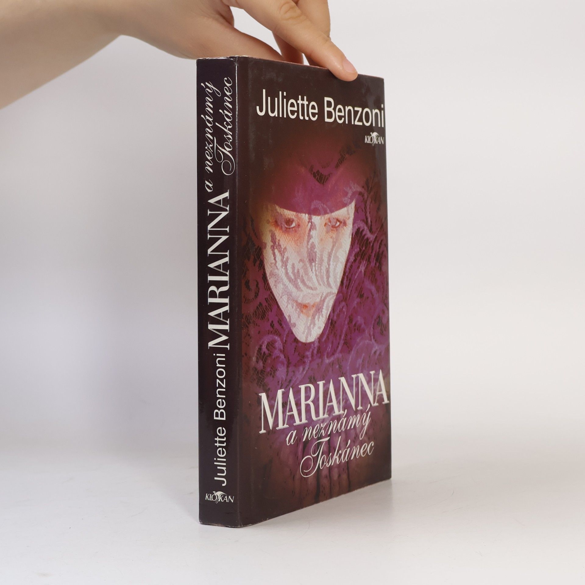 Juliette Benzoni Marianna a neznámý Toskánec