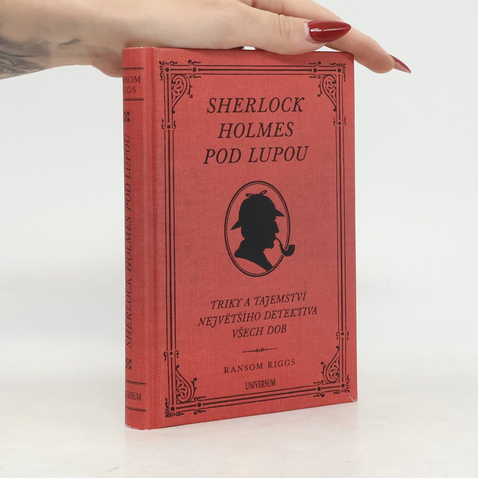 Ransom Riggs Sherlock Holmes pod lupou