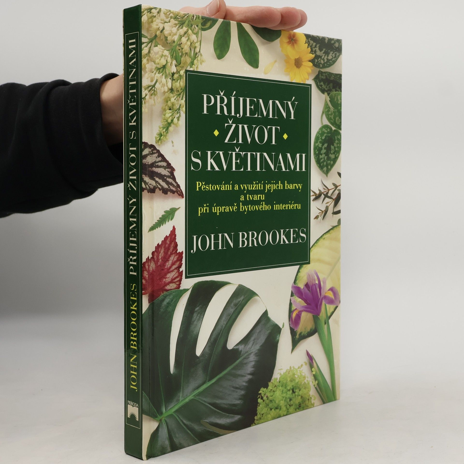 John Brookes Příjemný život s květinami