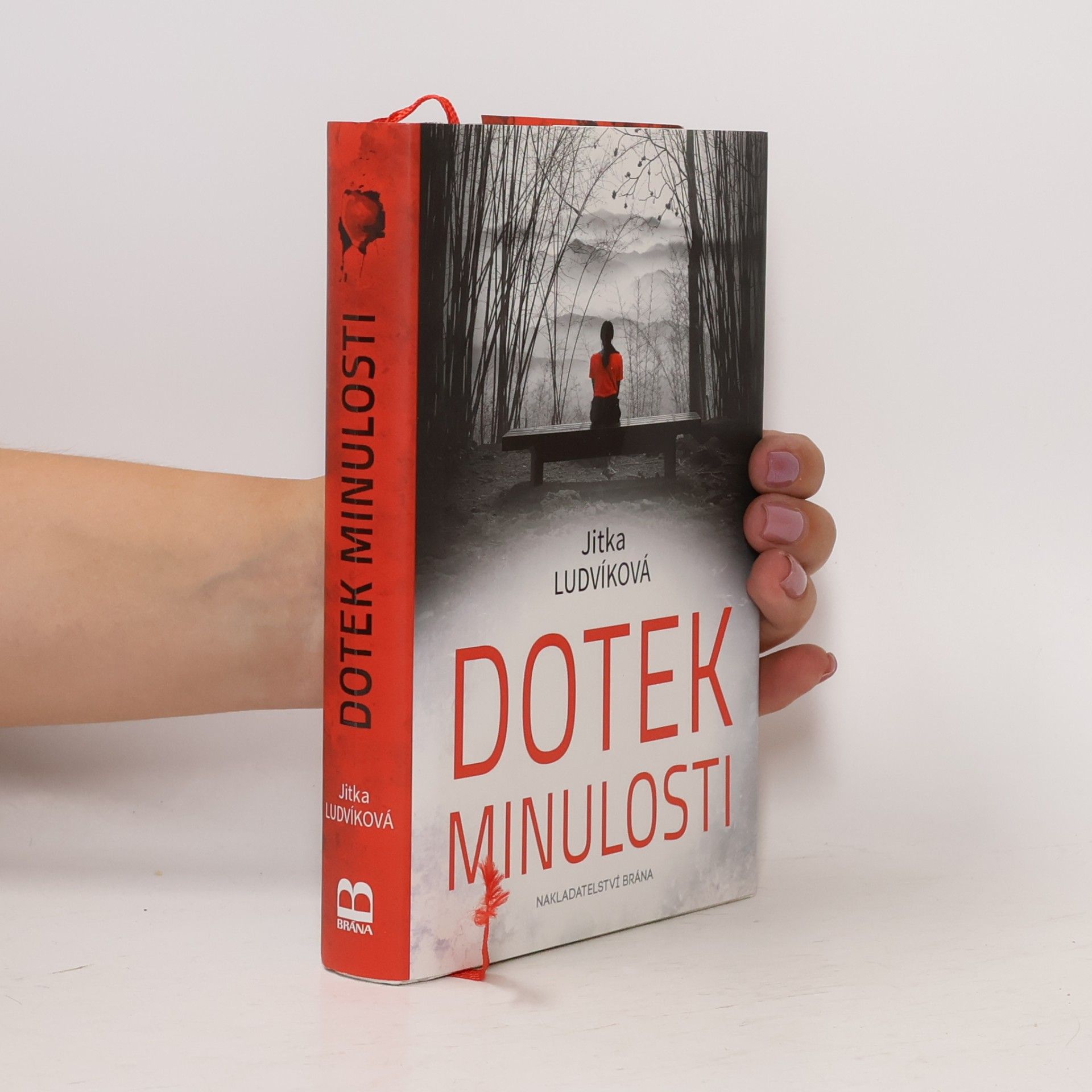 Jitka Ludvíková Dotek minulosti