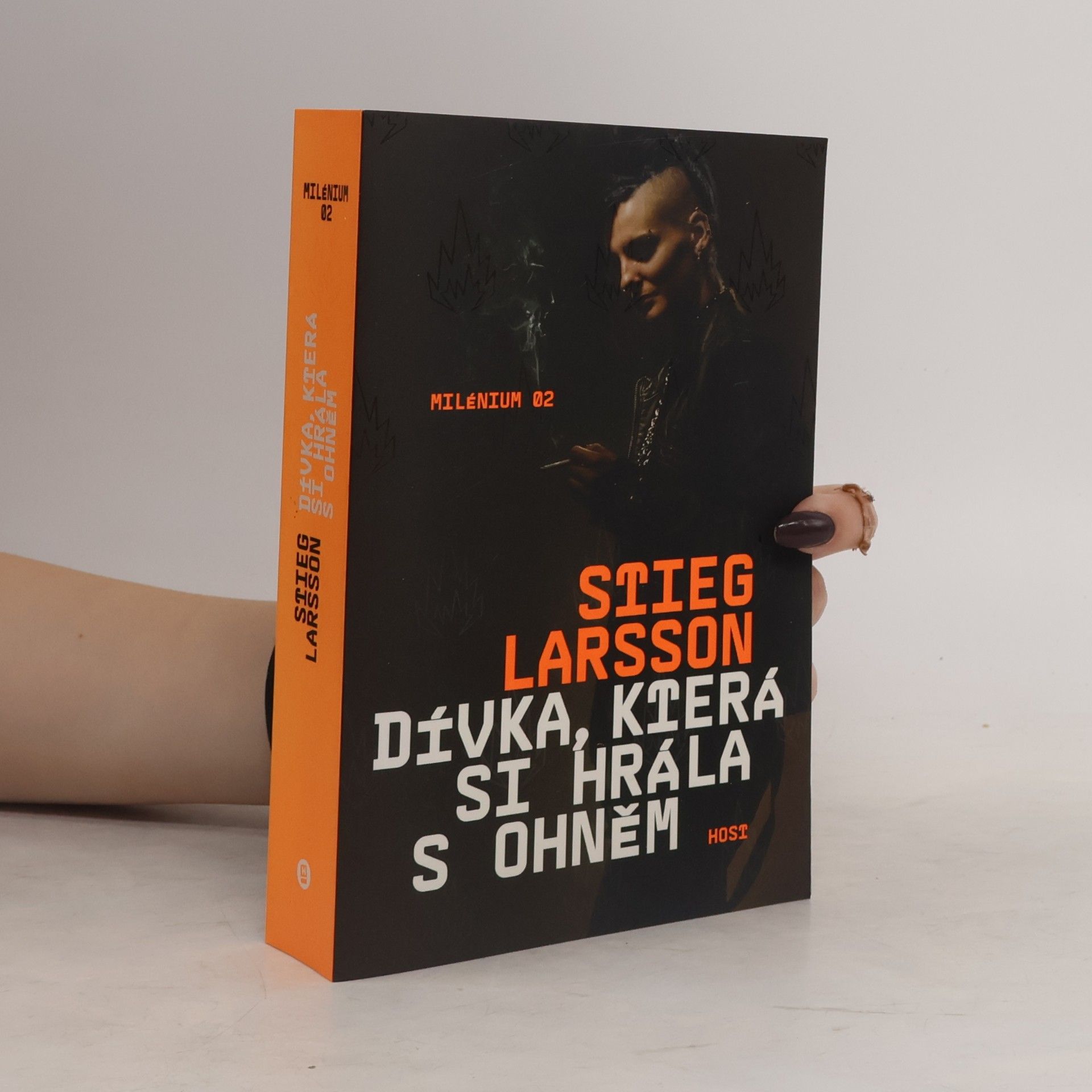 Stieg Larsson Dívka, která si hrála s ohněm