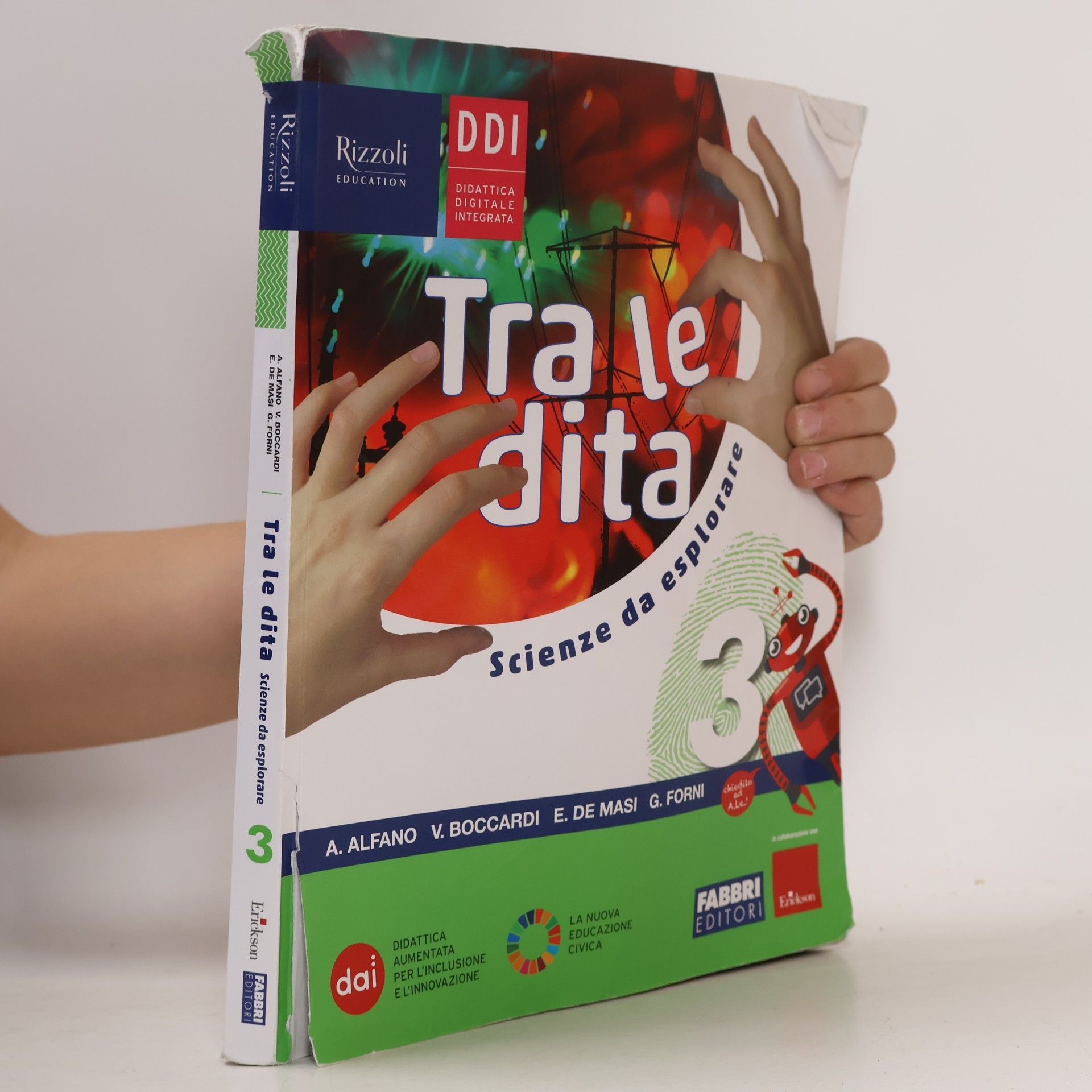A. Alfano Tra le dita