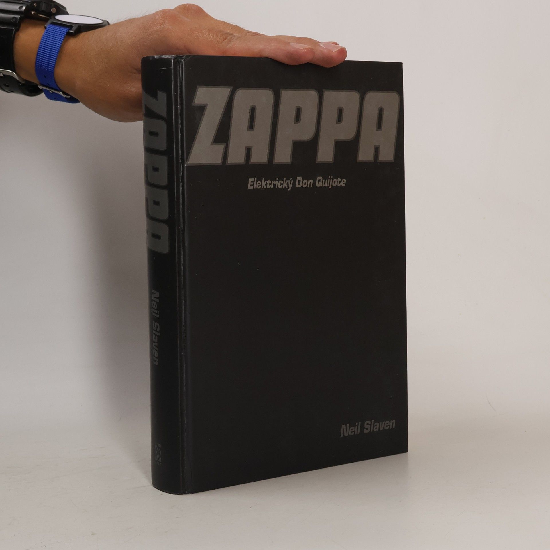 Neil Slaven Zappa. Elektrický Don Quijote