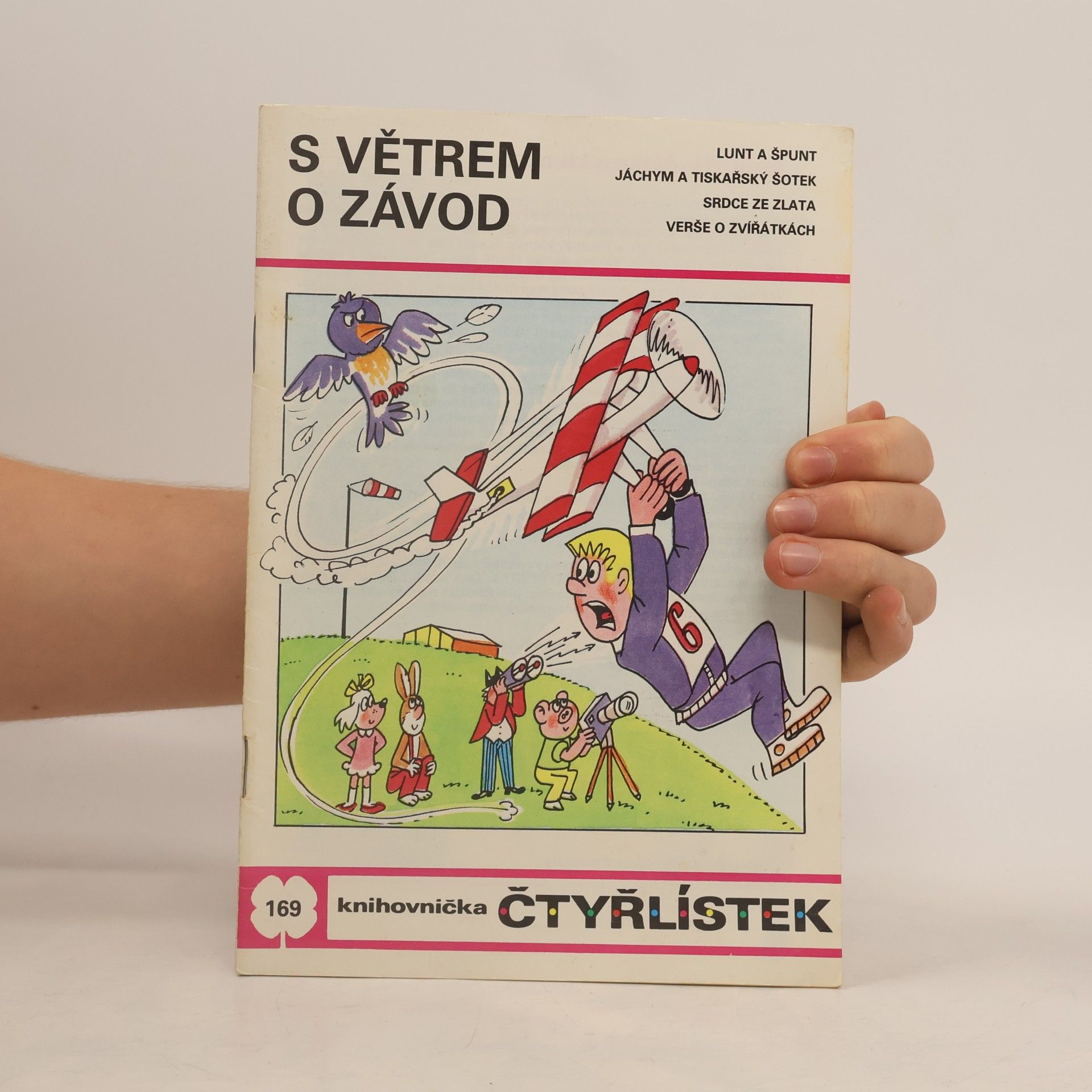 Čtyřlístek 169. S větrem o závod