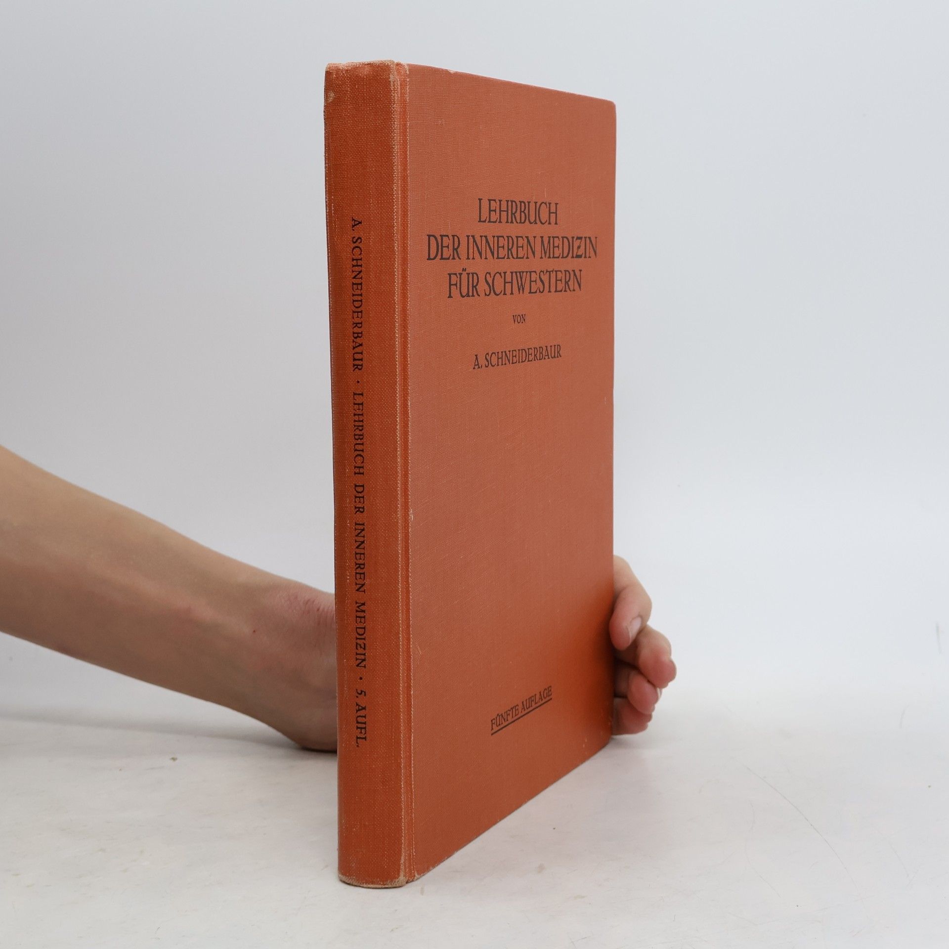 Lehrbuch der Inneren Medizin für Schwestern